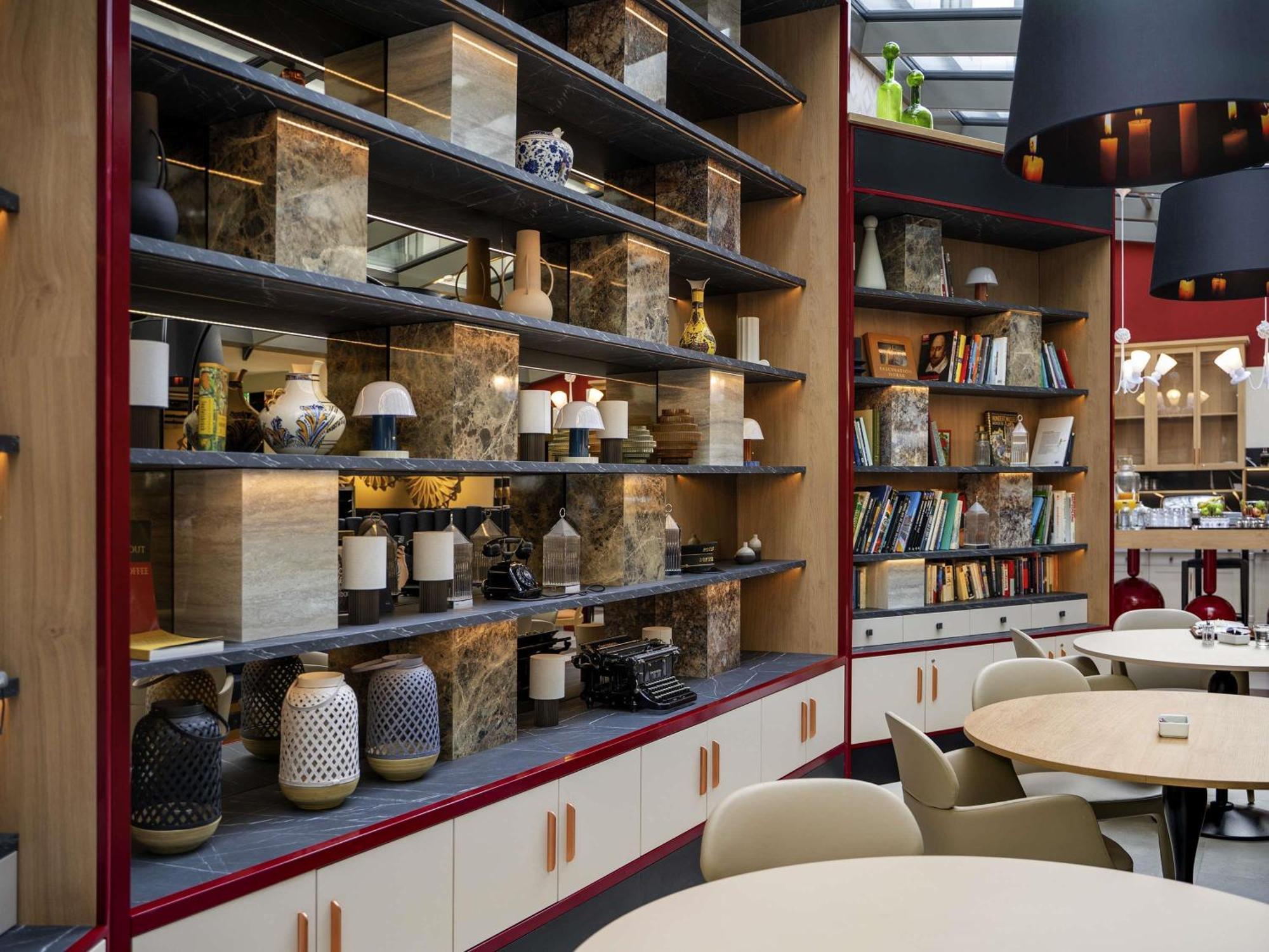 Ibis Styles Center 3*