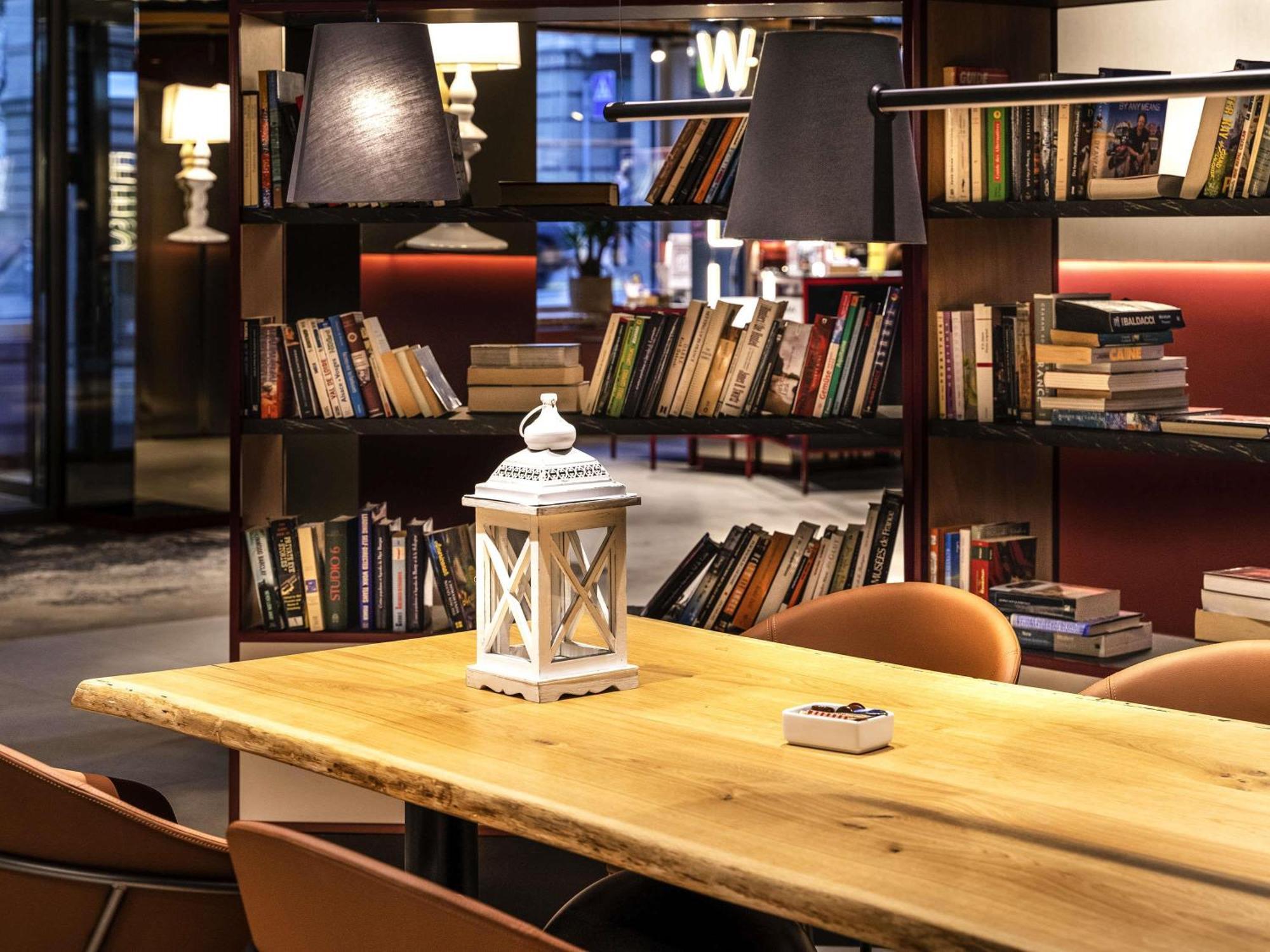 Ibis Styles Center 3*