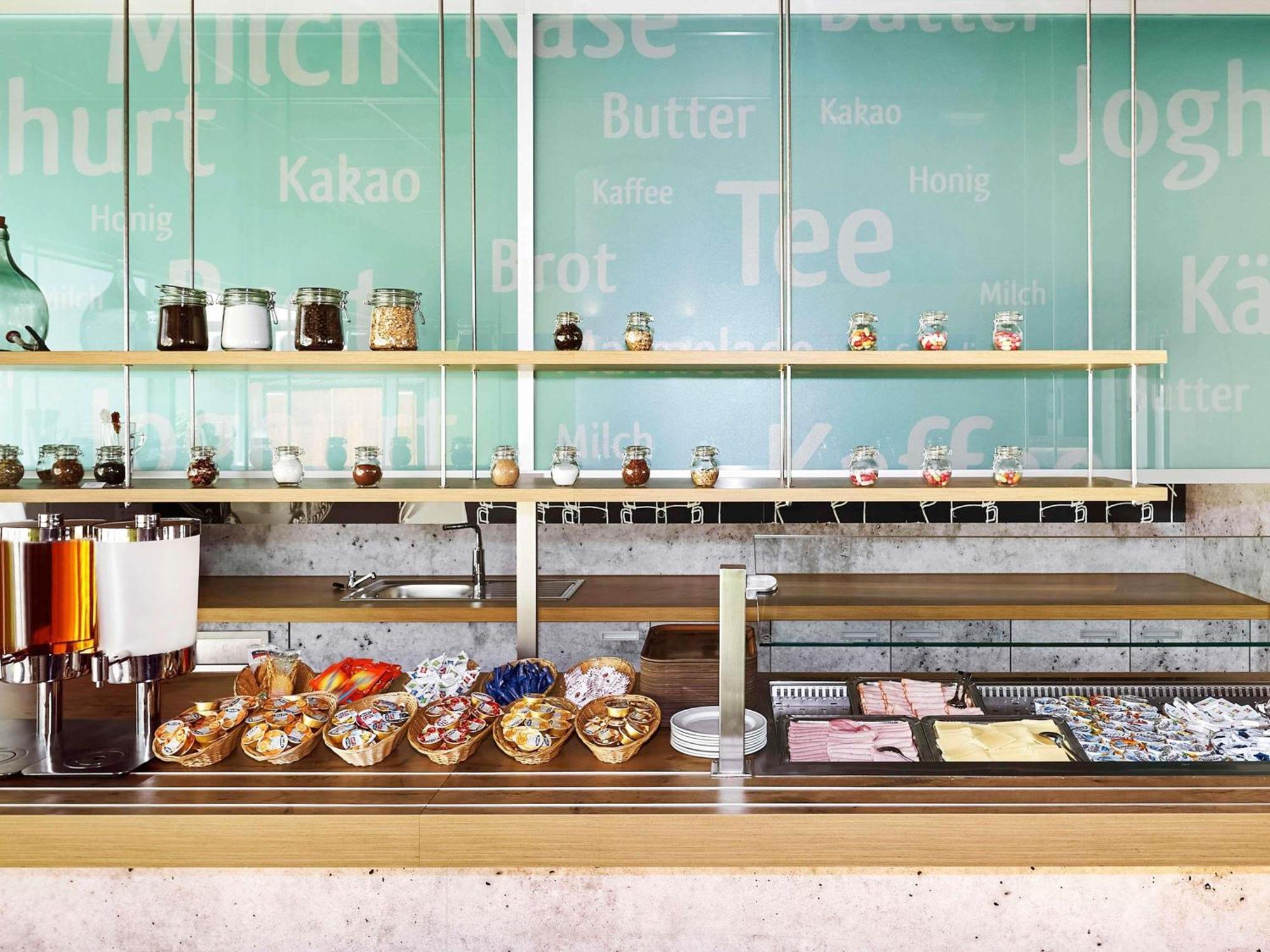 Ibis Budget West Hotel Zurich