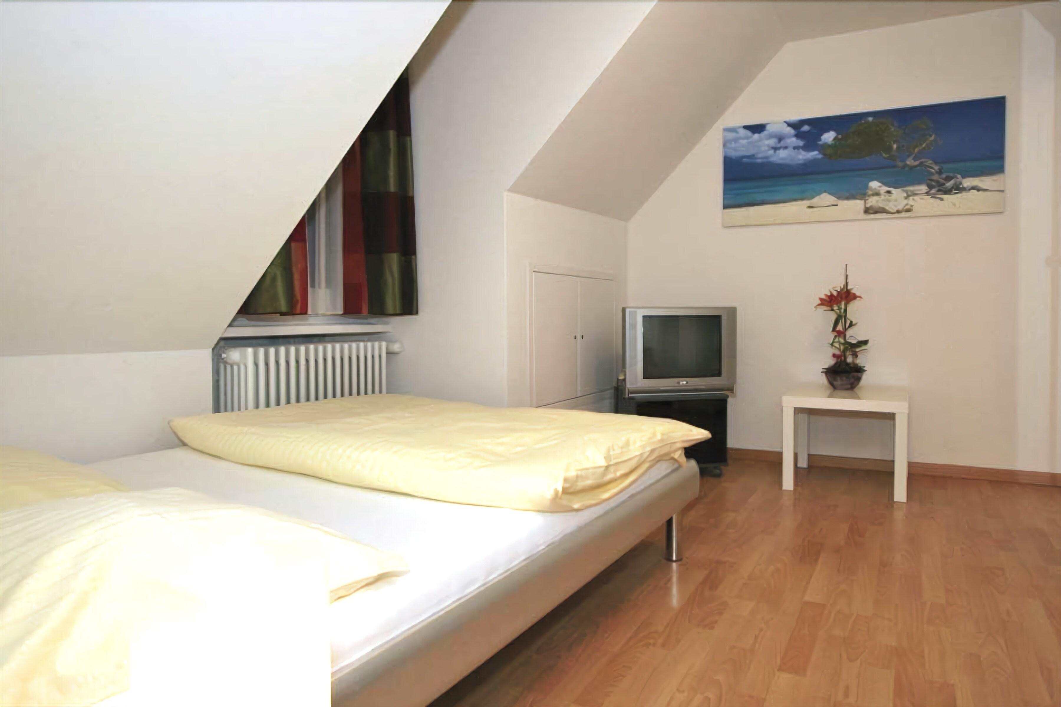 Swiss Star Aussersihl - Self Check-in * Zurich