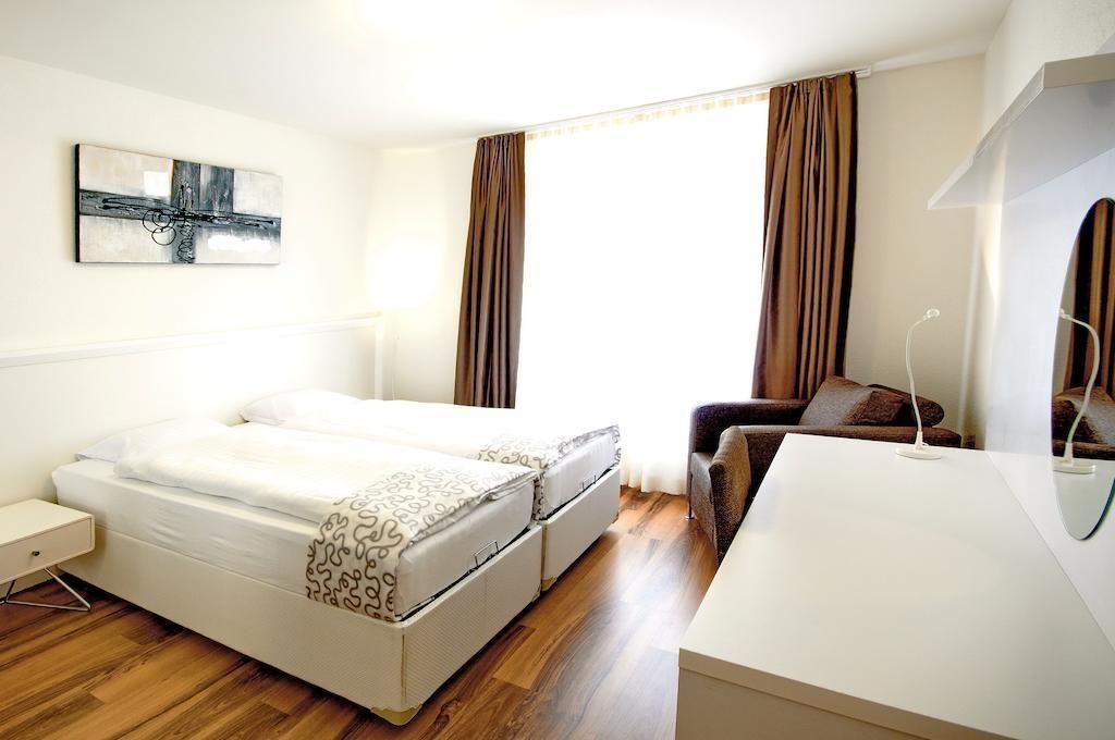 Luxury By Livingdowntown Apartment Zurich