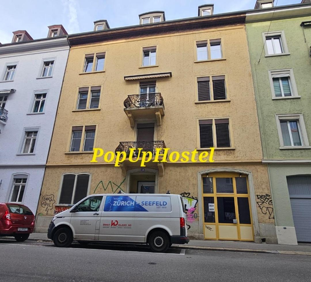 Hostel Popup Trainstation Hb *