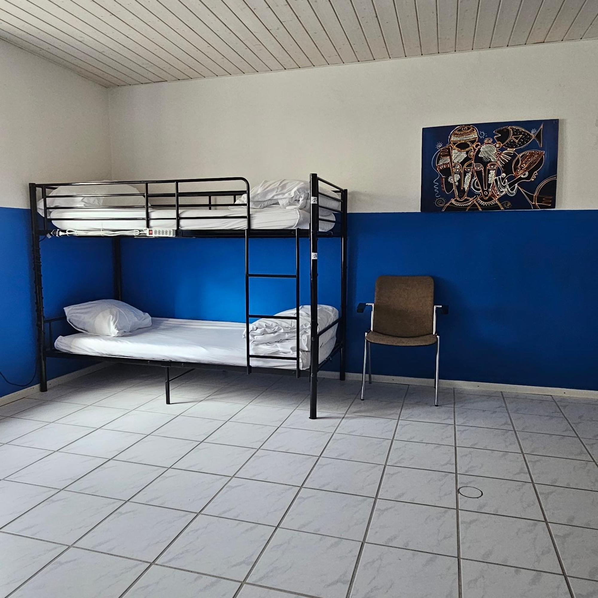 Popup Trainstation Hb Zurich