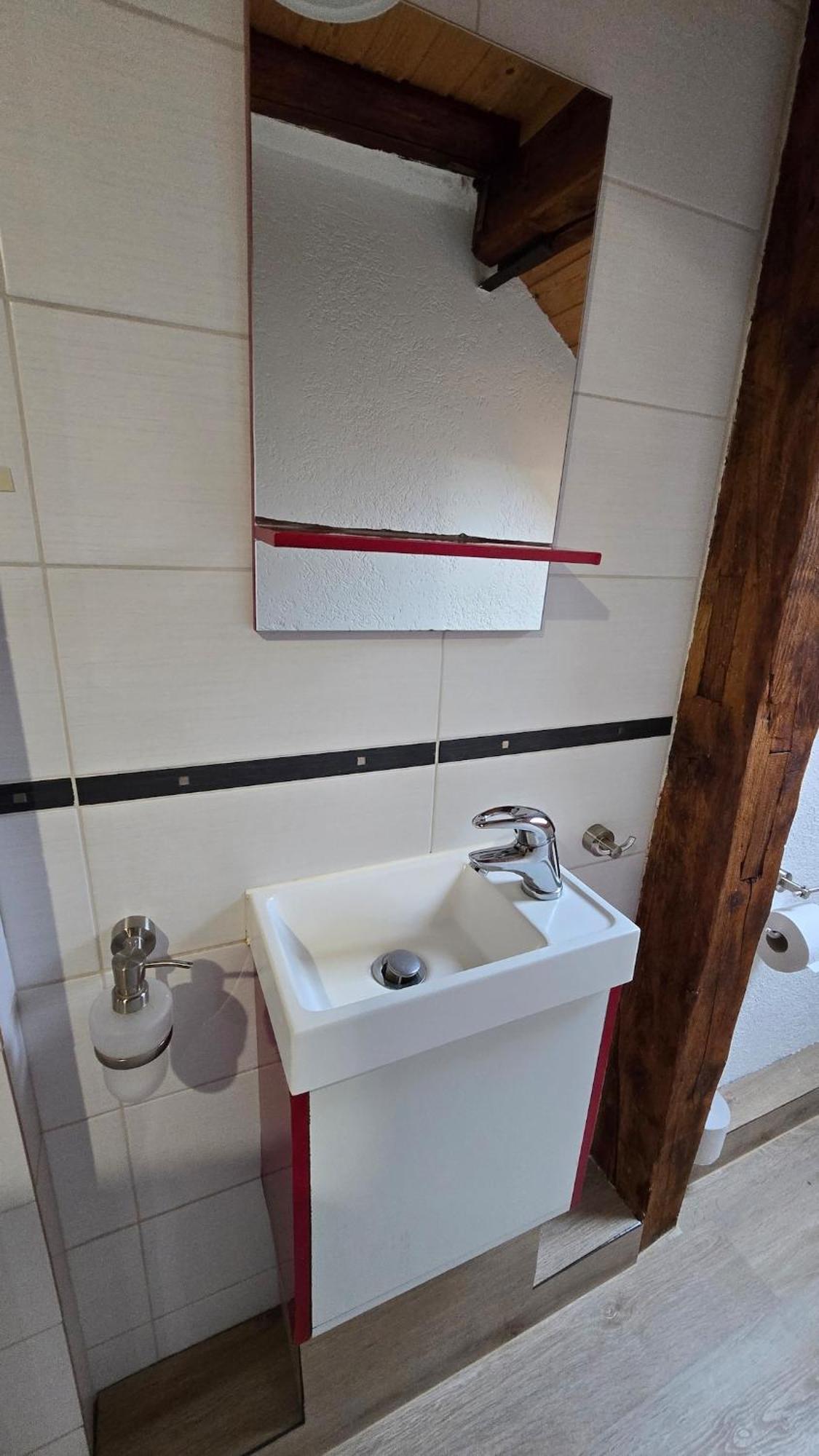 Apartment Cozy With Roof Terrace For 3 *