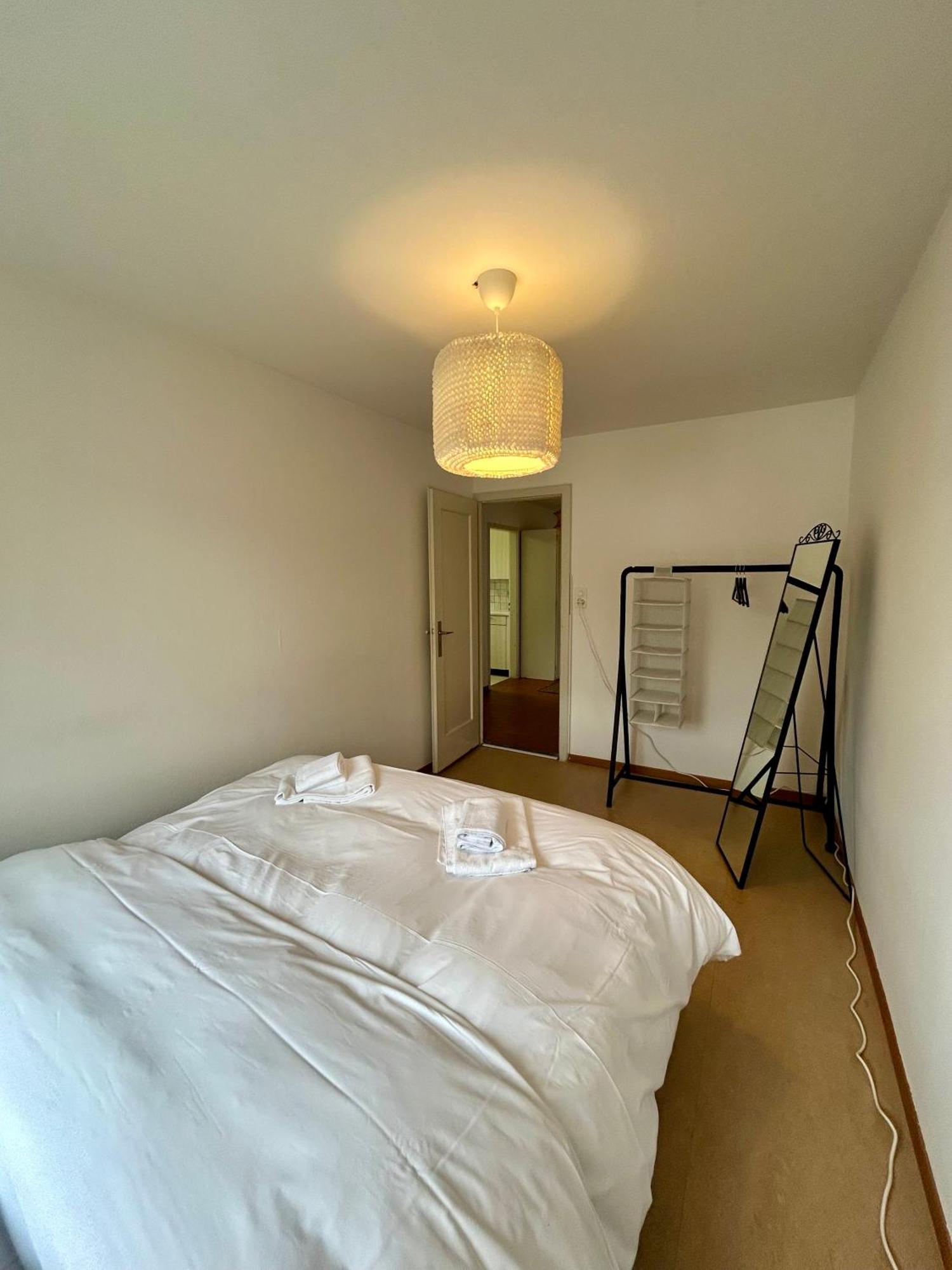 Schwandenwiesen 26, 8052 Switzerland * Zurich