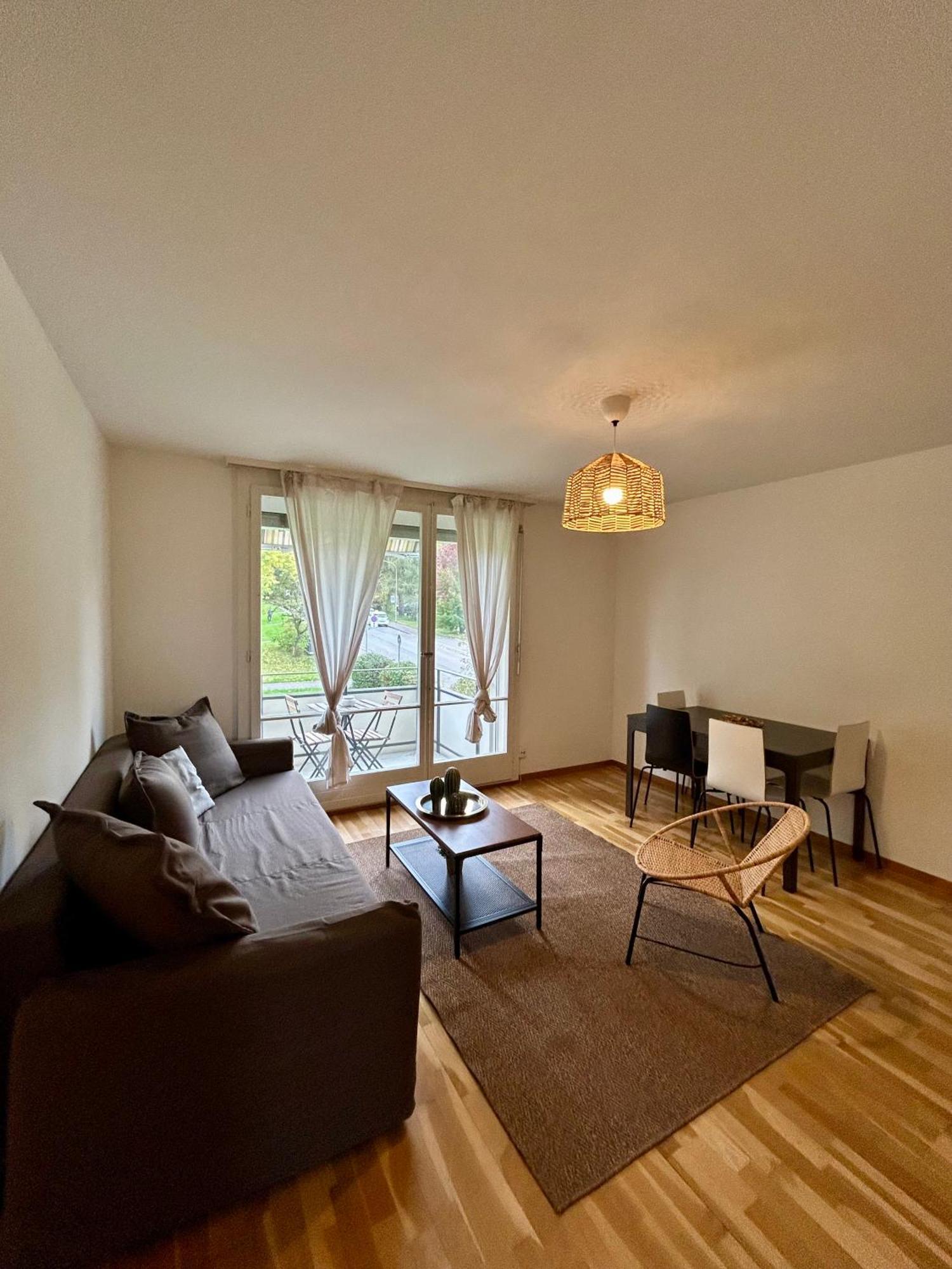 Comfort Meets Simplicity Apartment