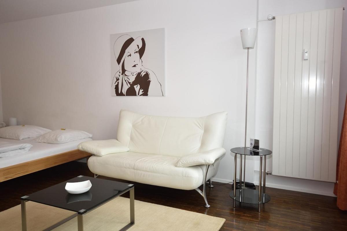 Apartment Charming Near - Flower 42 *