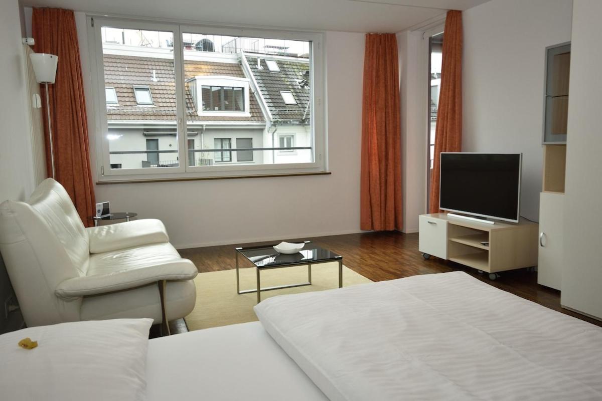 Apartment Charming Near - Flower 42