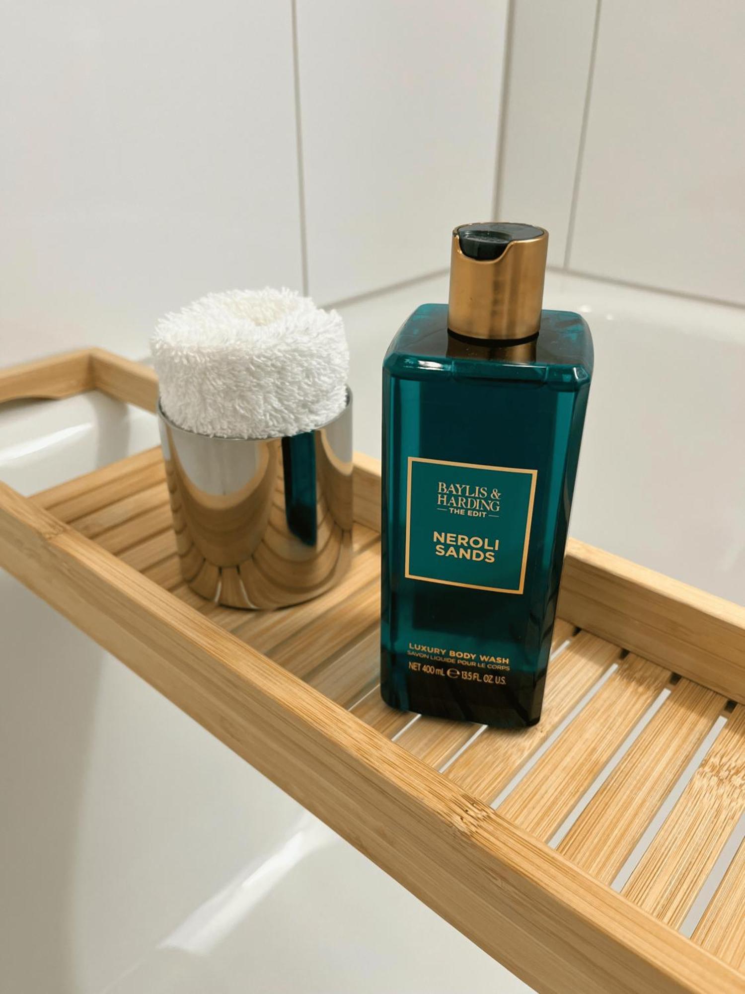 Old Town 10 Min To Mainstation With Washer & Dryer Apartment Zurich