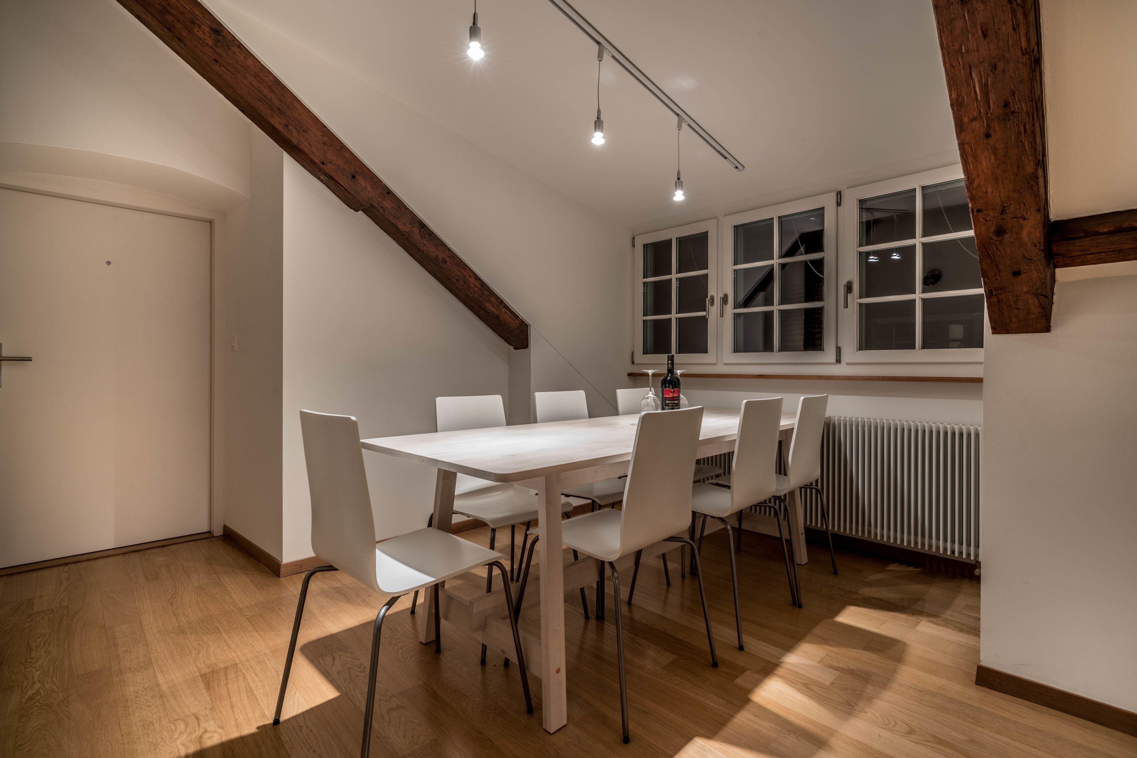 Lake Side Location Bellevue *