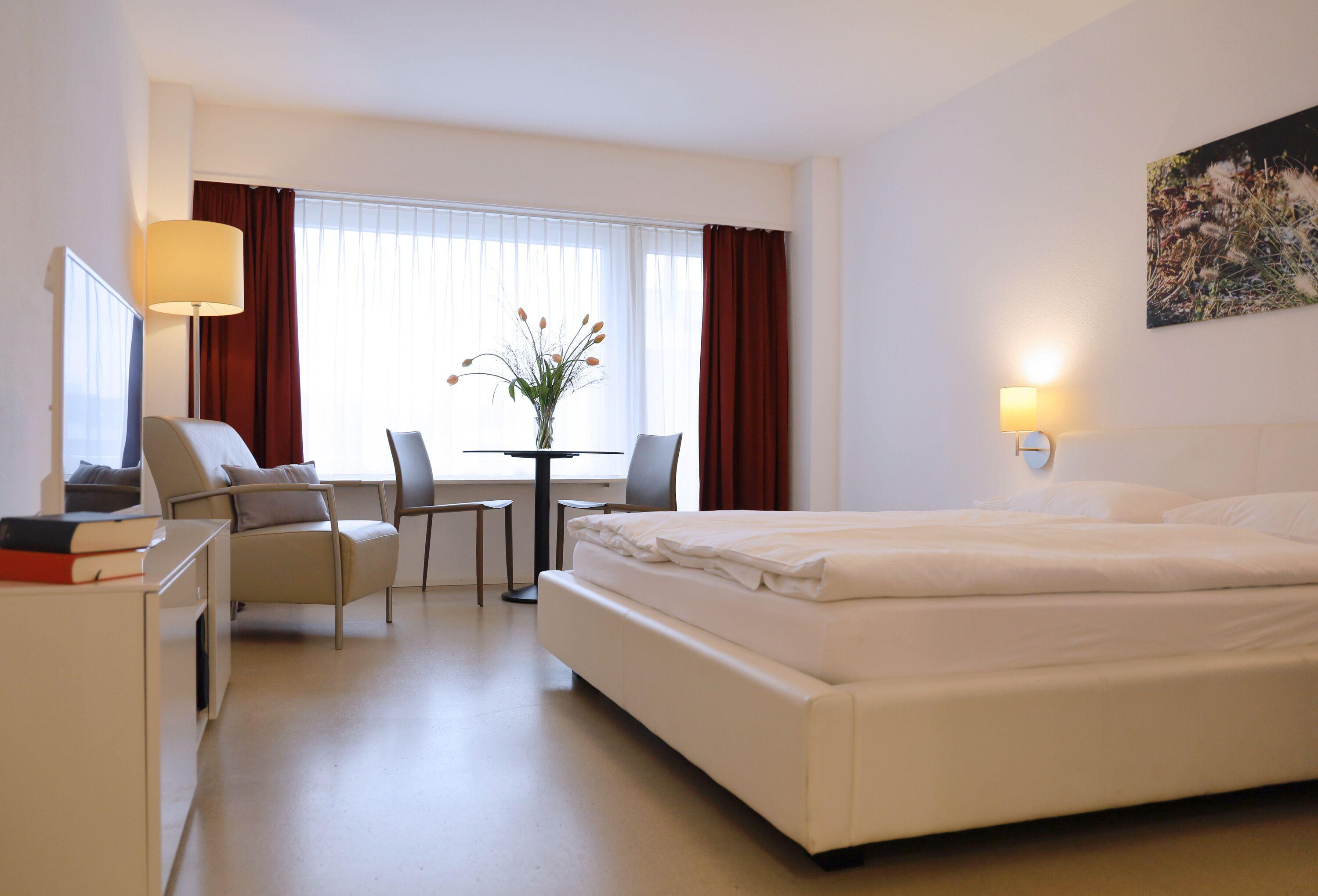 - Forchstrasse Zurich