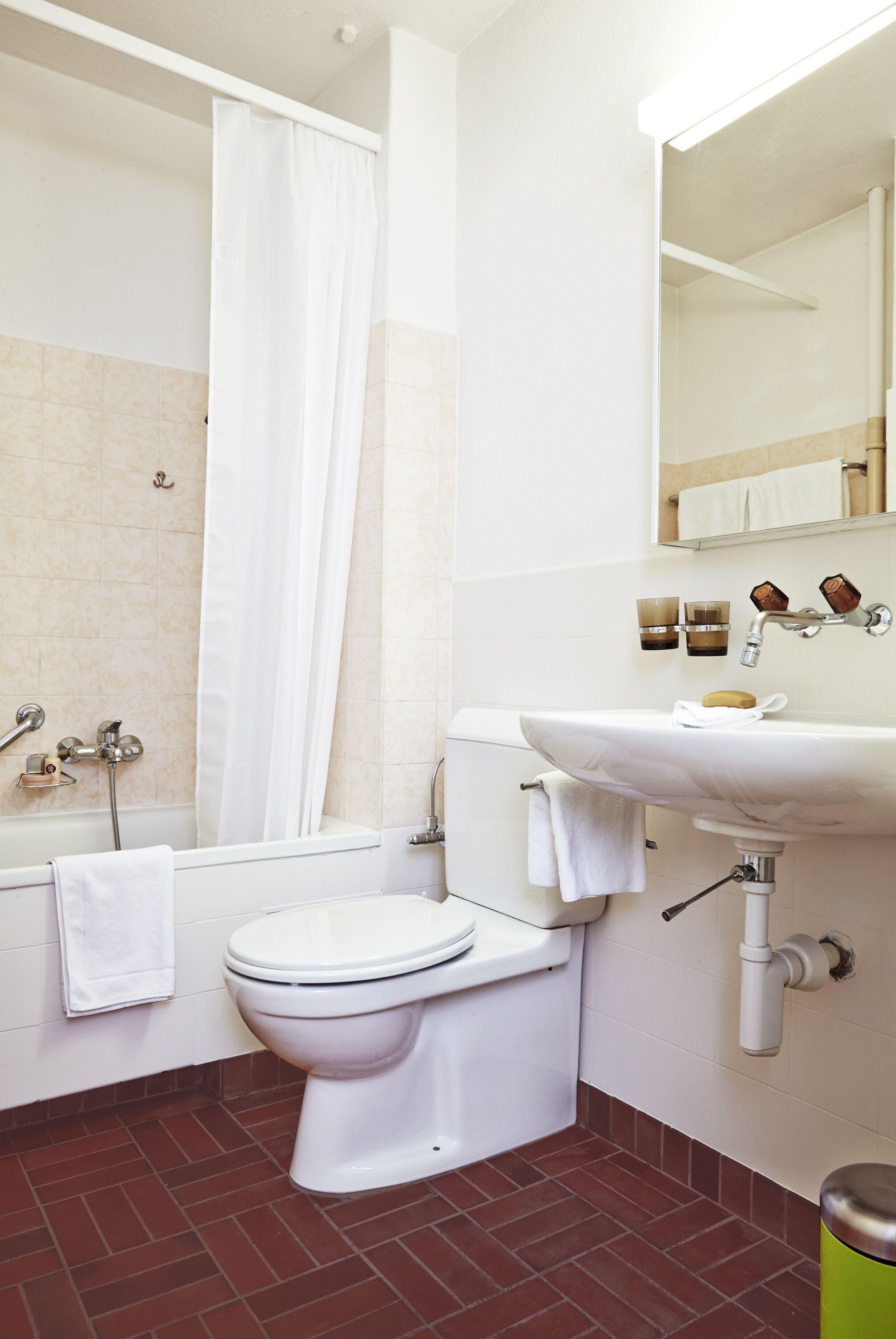 - Forchstrasse Apartment