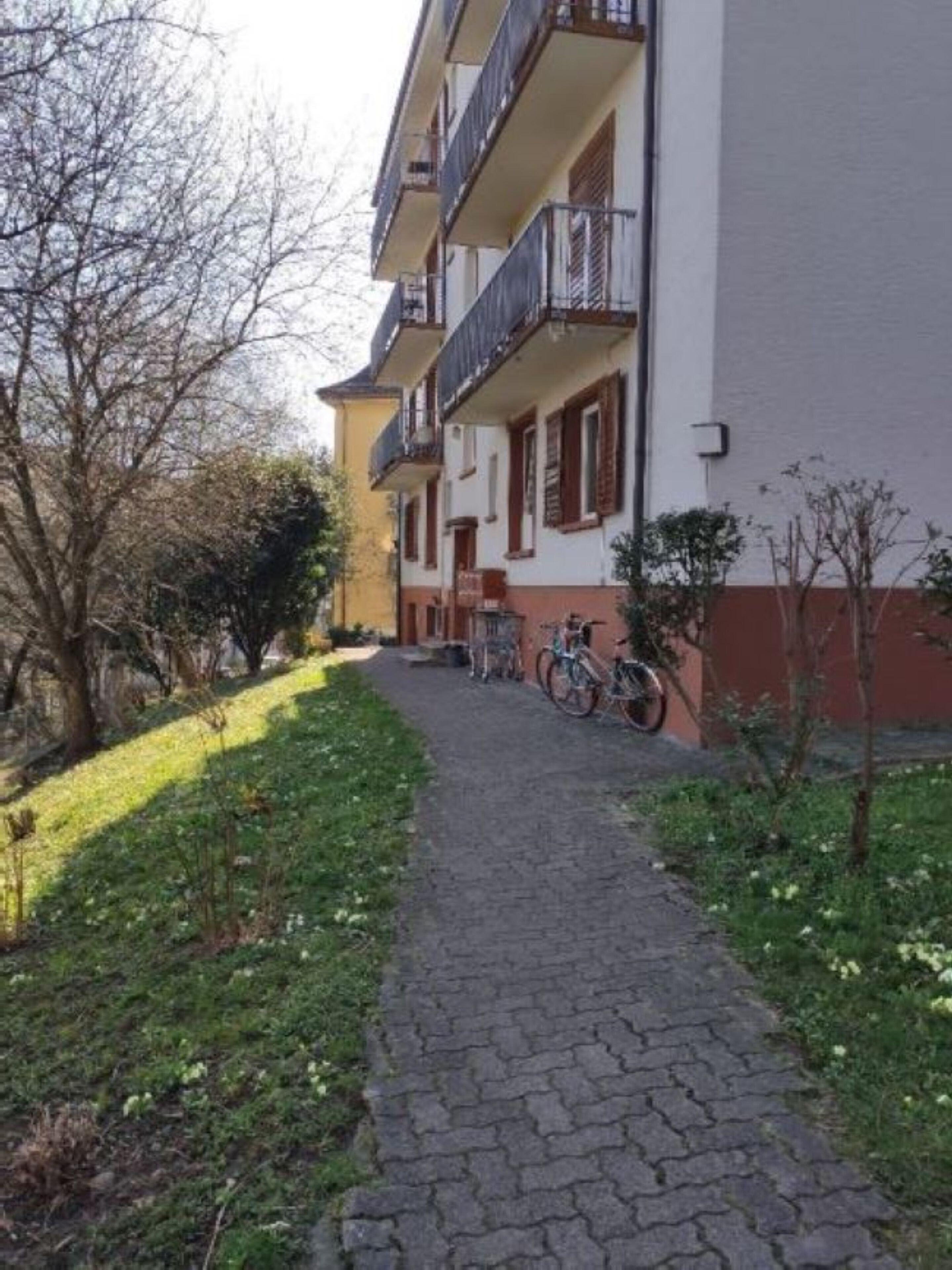 Apartment Furnished *