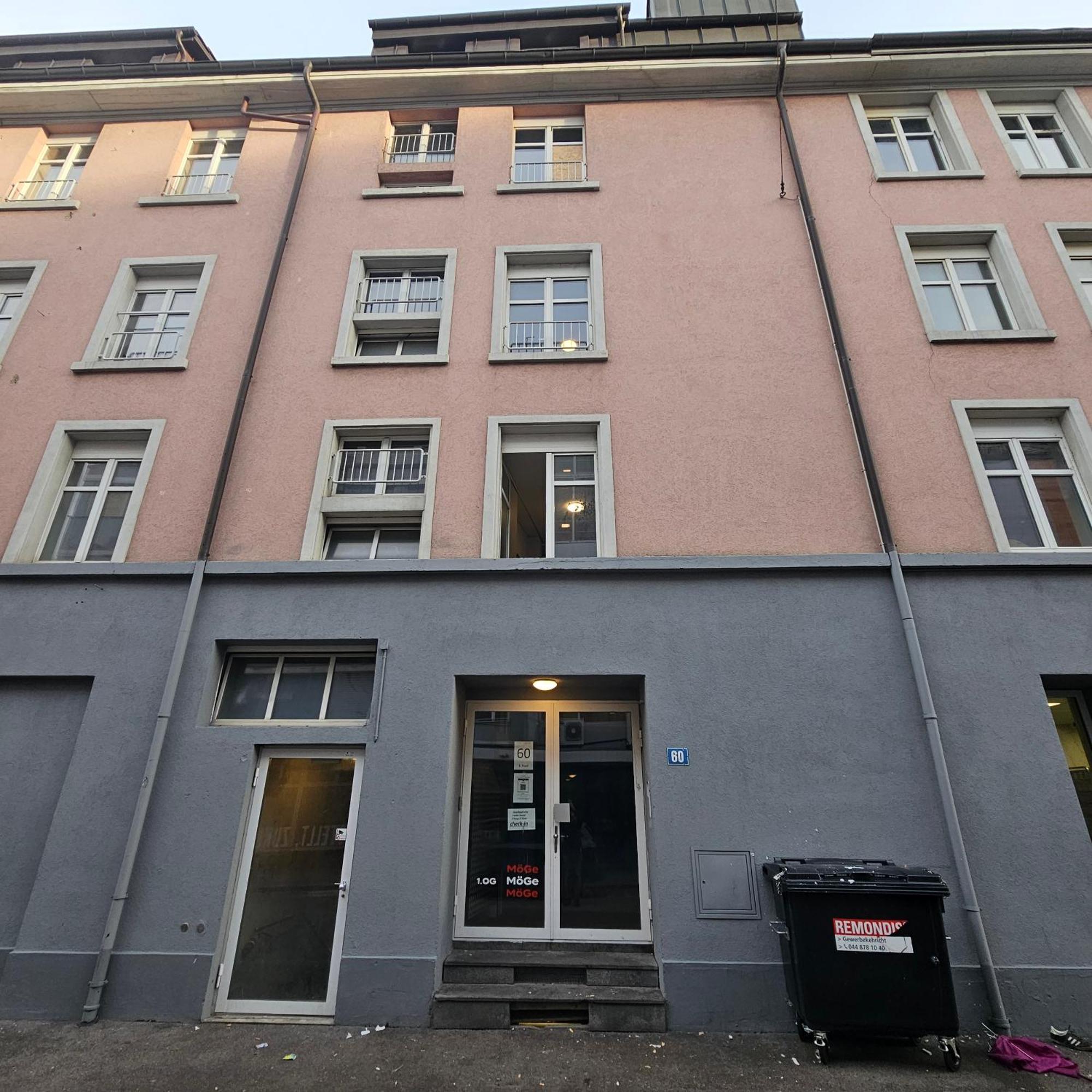 Stay2night Center Hostel