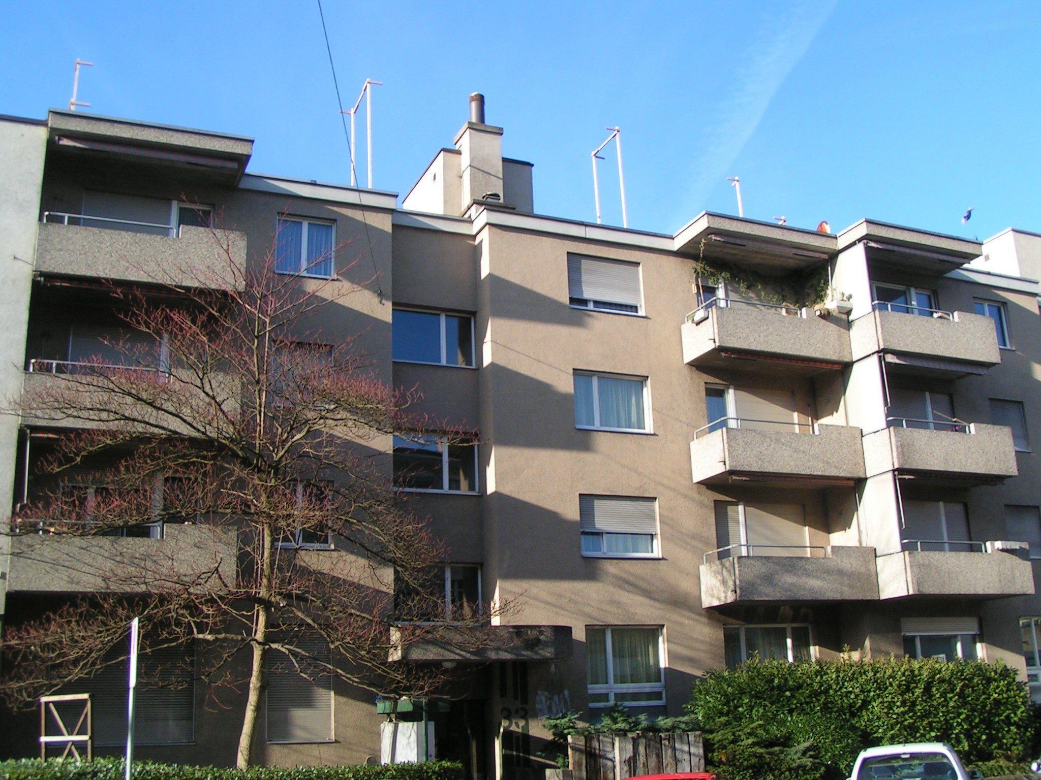 Swiss Star District 11 - Self Check-in Zurich