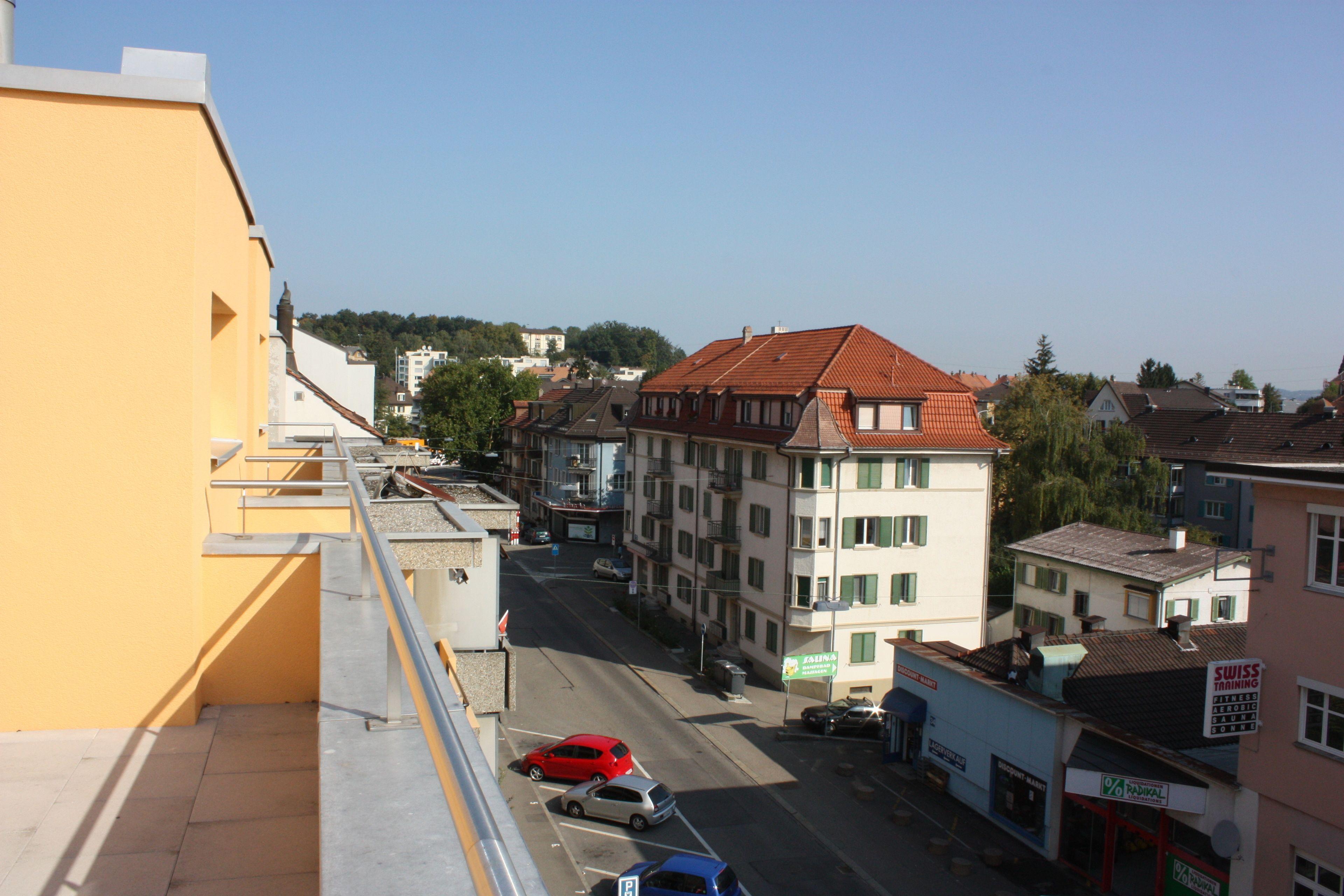 Swiss Star District 11 - Self Check-in Apartment Zurich