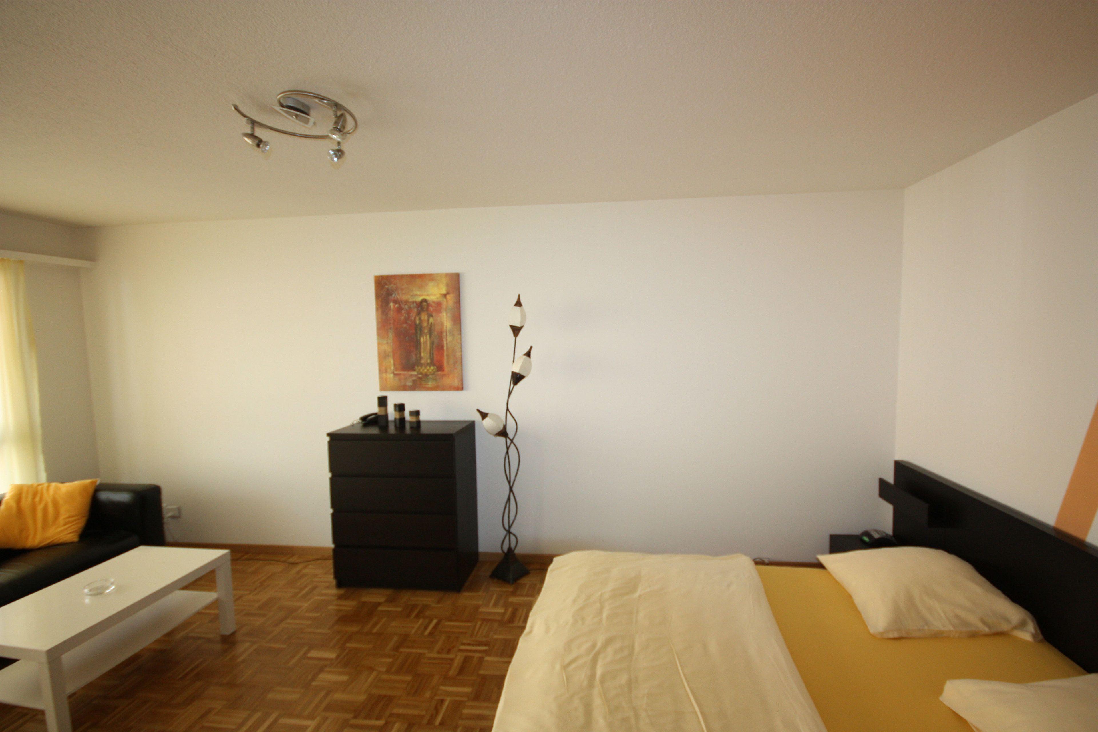 Apartment Swiss Star District 11 - Self Check-in