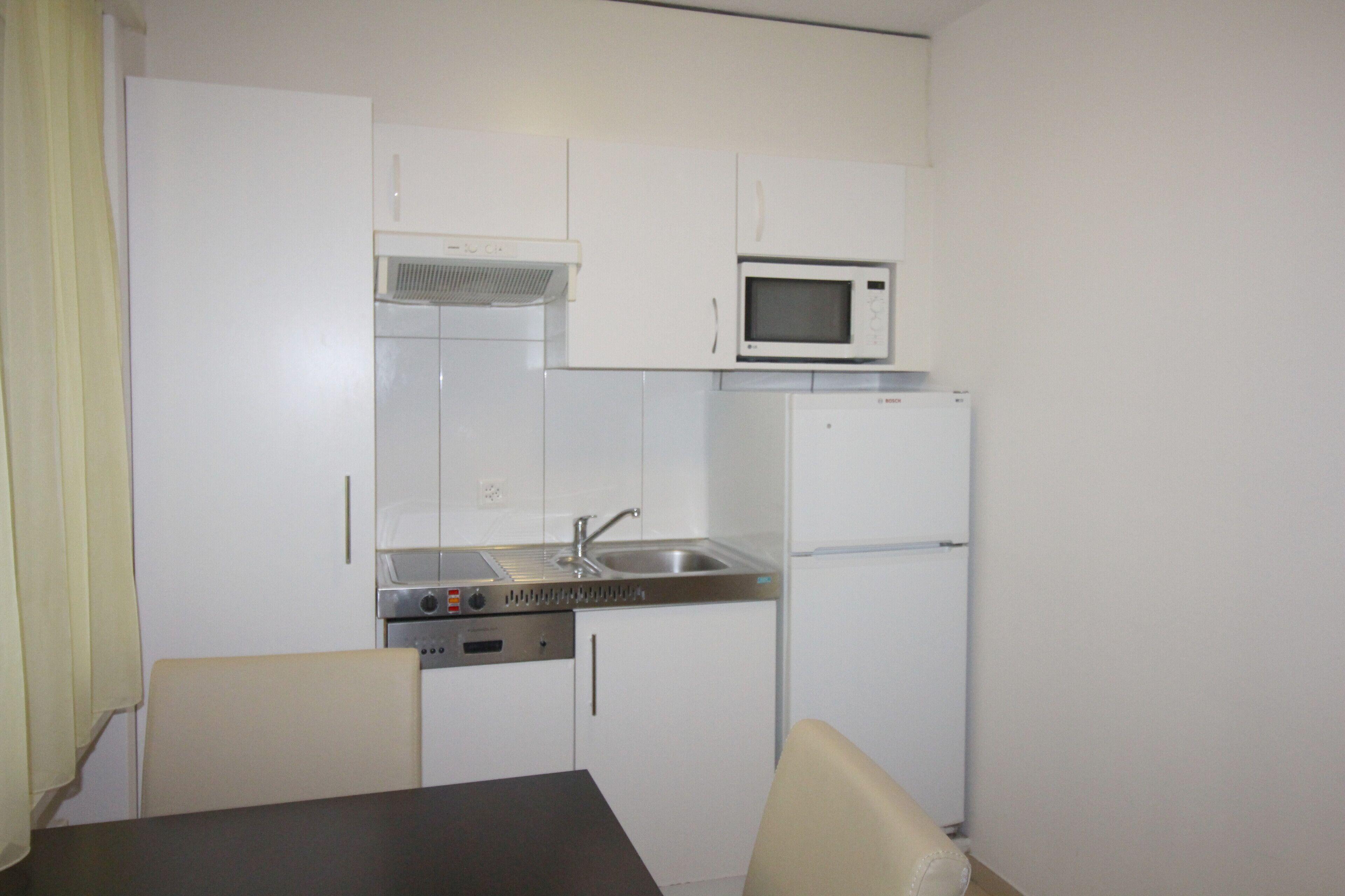 Swiss Star District 11 - Self Check-in Apartment Zurich