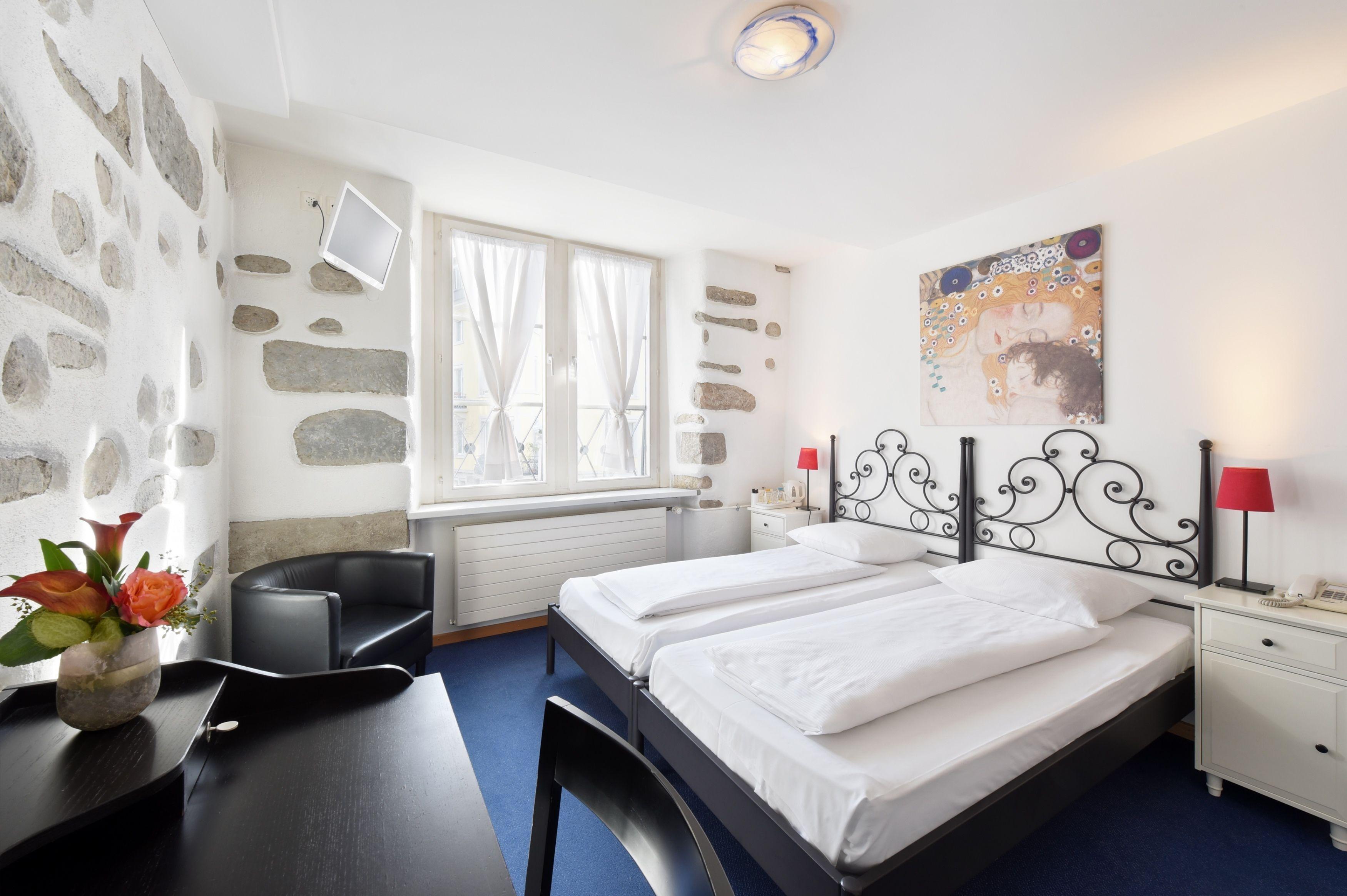 Hirschen 3* Zurich