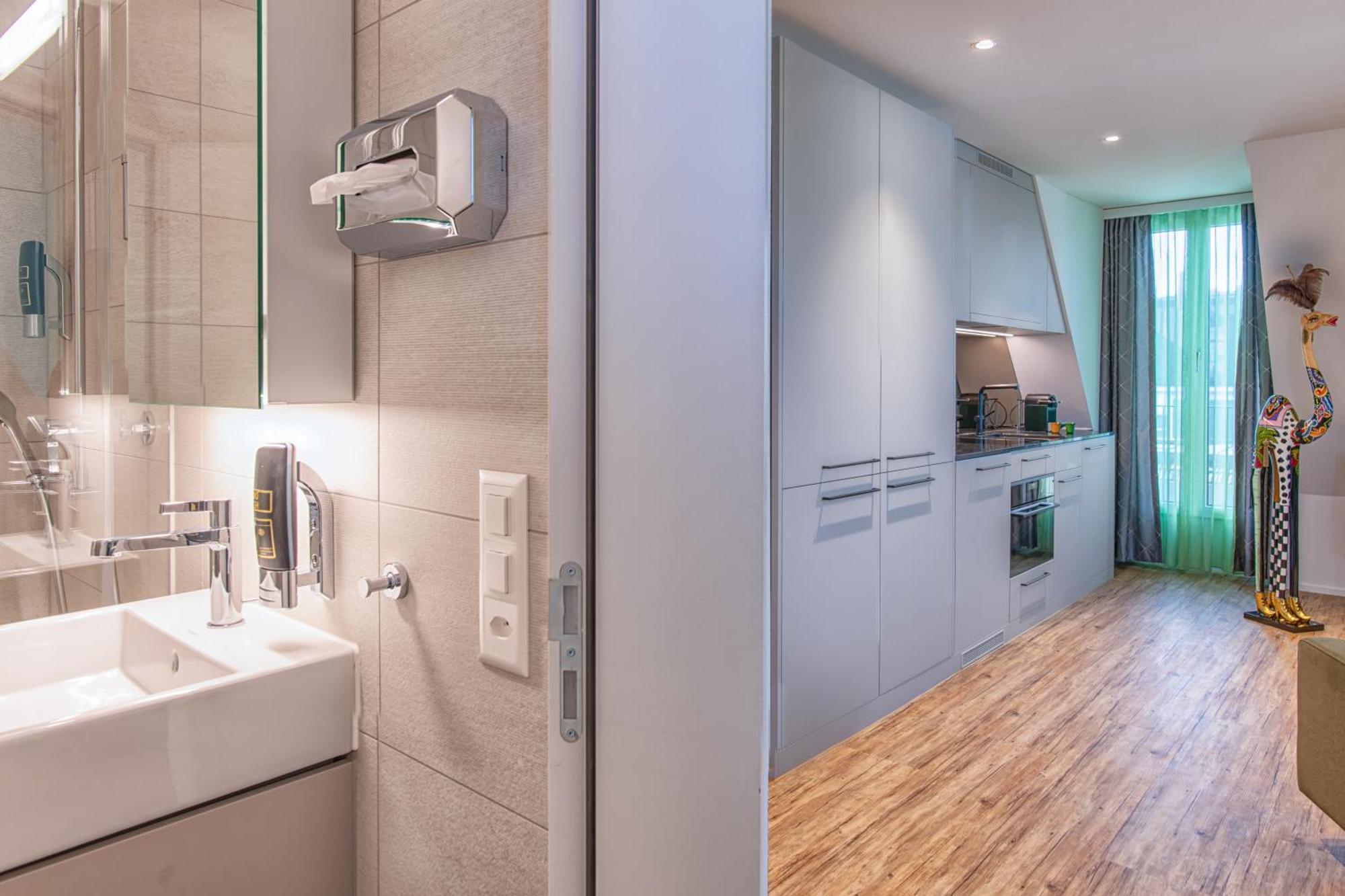 Trip Bermuda Hotel 3*