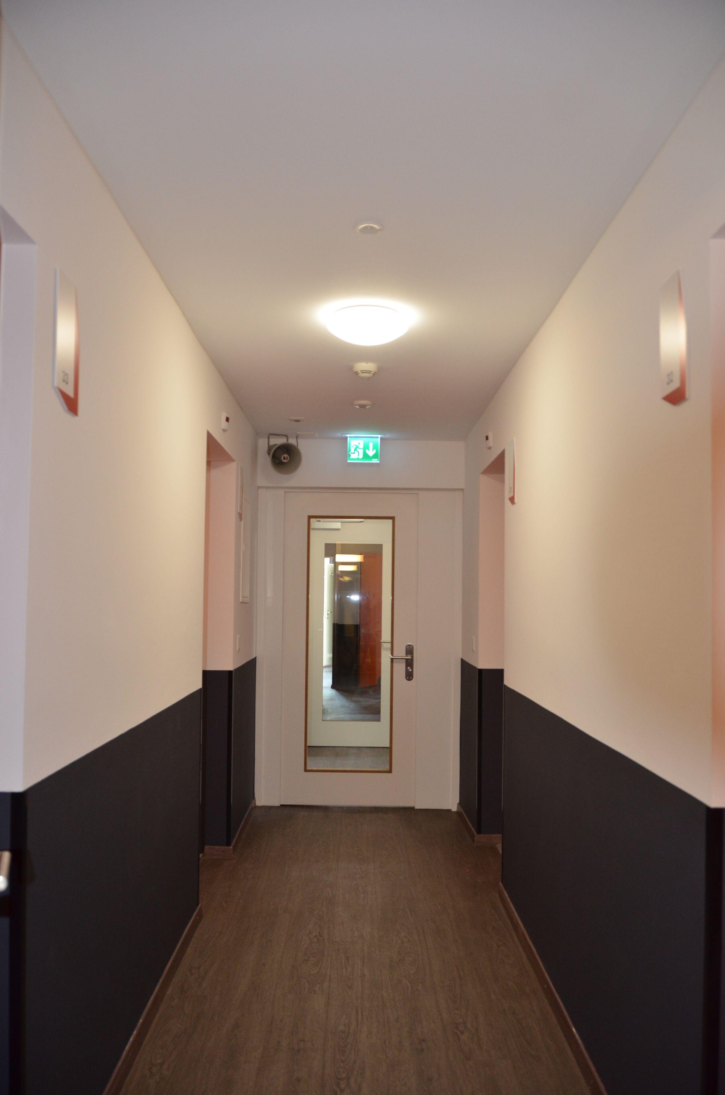 Delta - Self Check-in Hotel