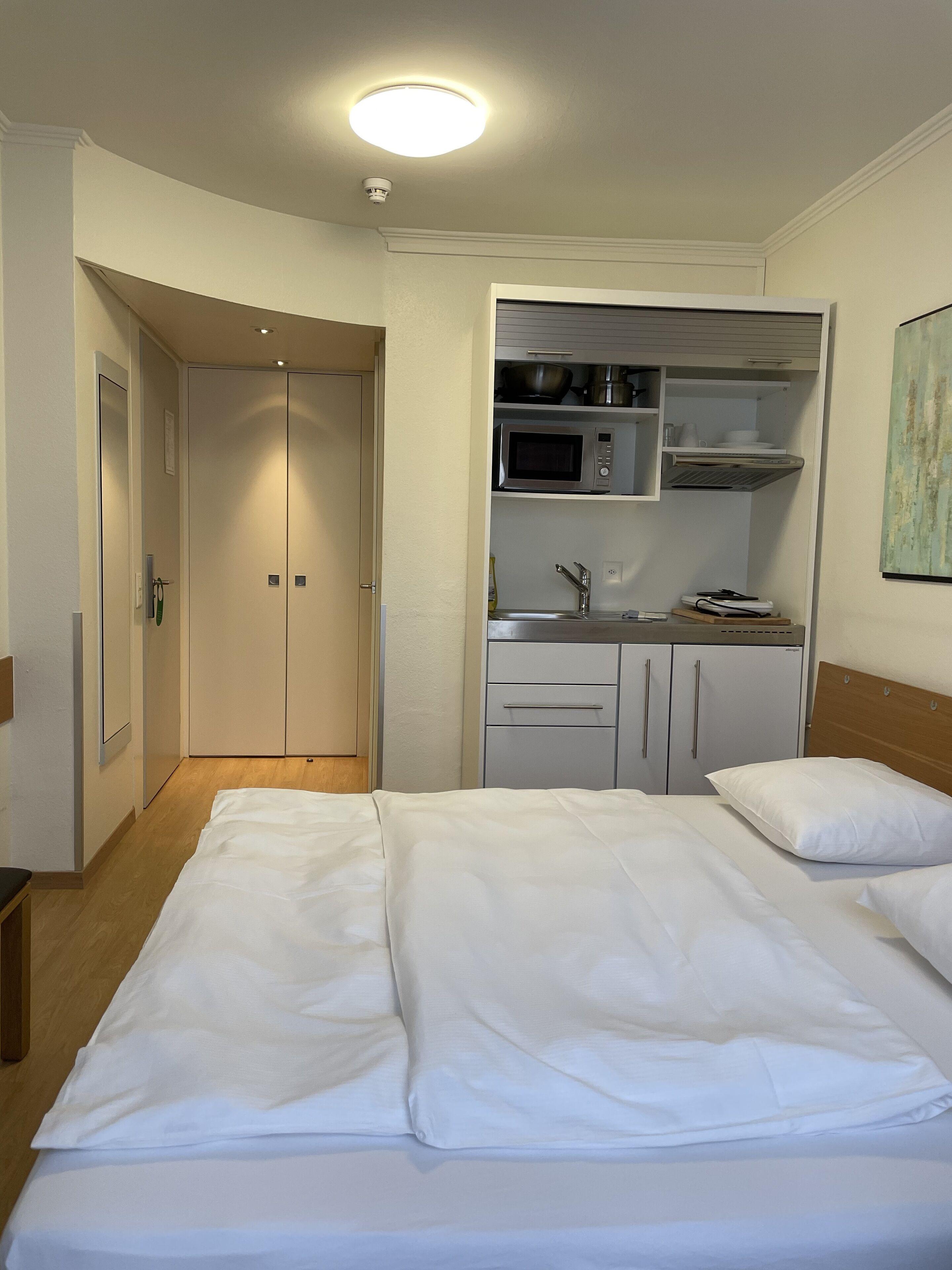 Swiss Star Irchel - Self Check-in * Zurich