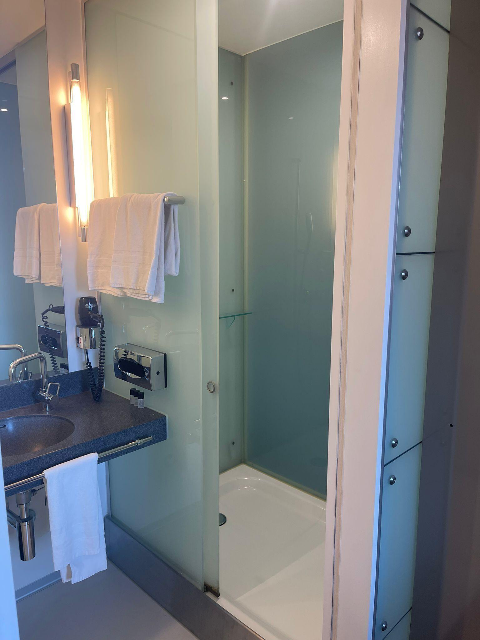 Swiss Star Irchel - Self Check-in