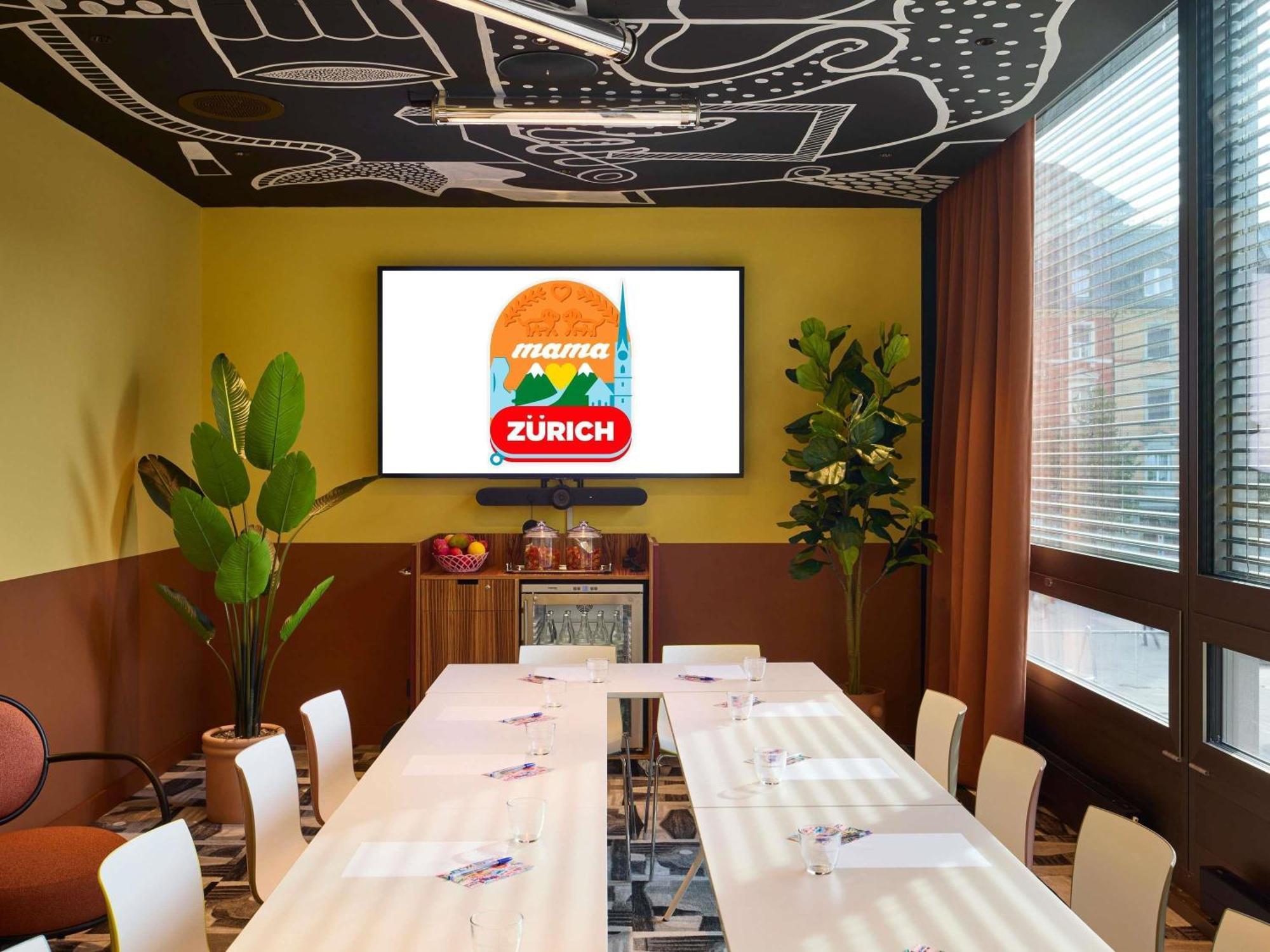 Hotel Mama Shelter 4*