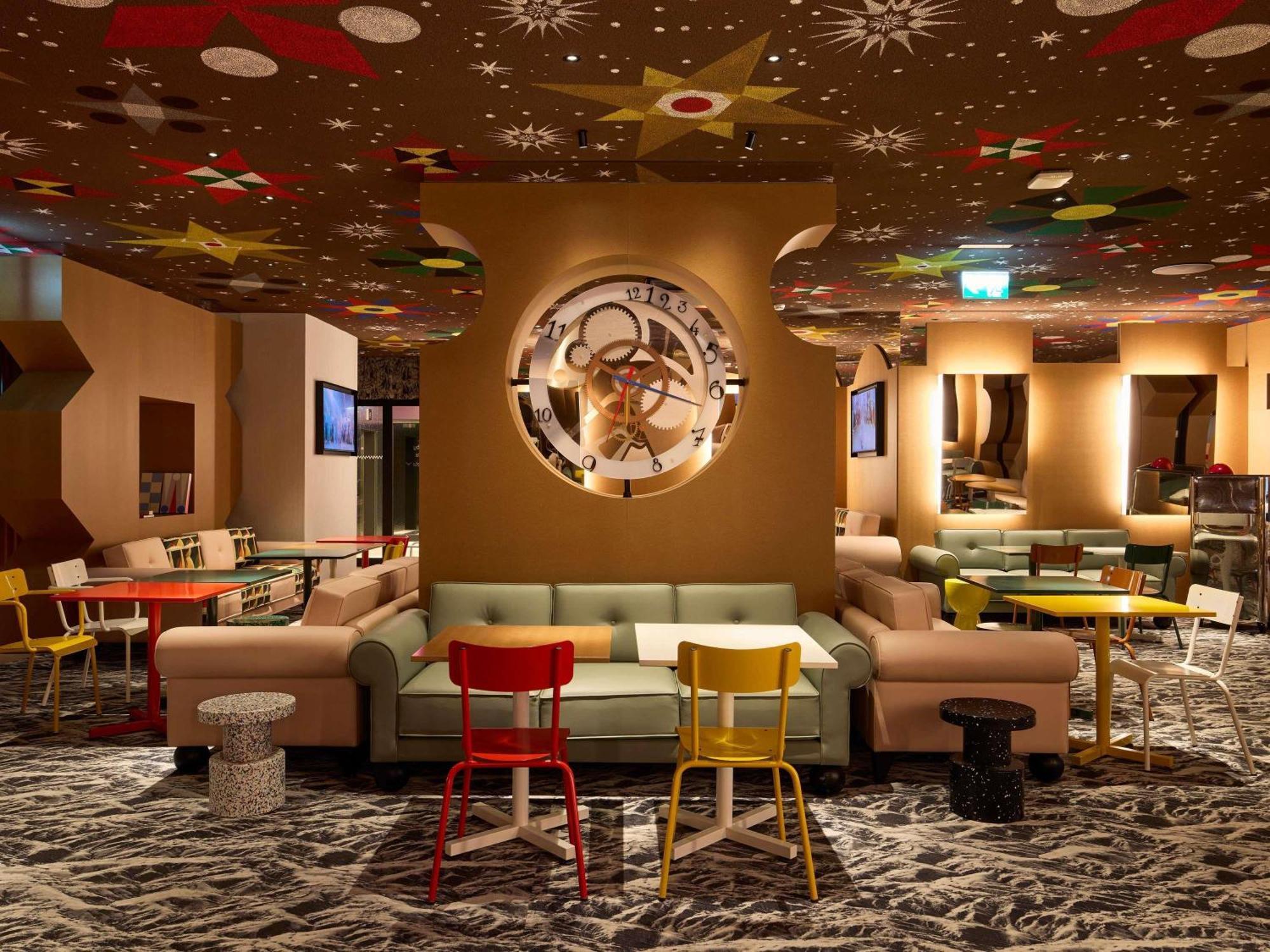 Mama Shelter Hotel 4*