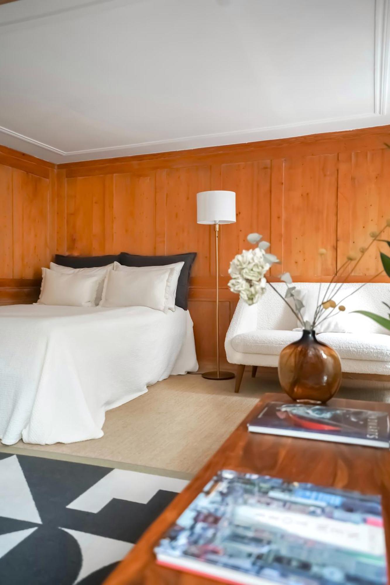 Charming Historical In Center Oldtown Apartment