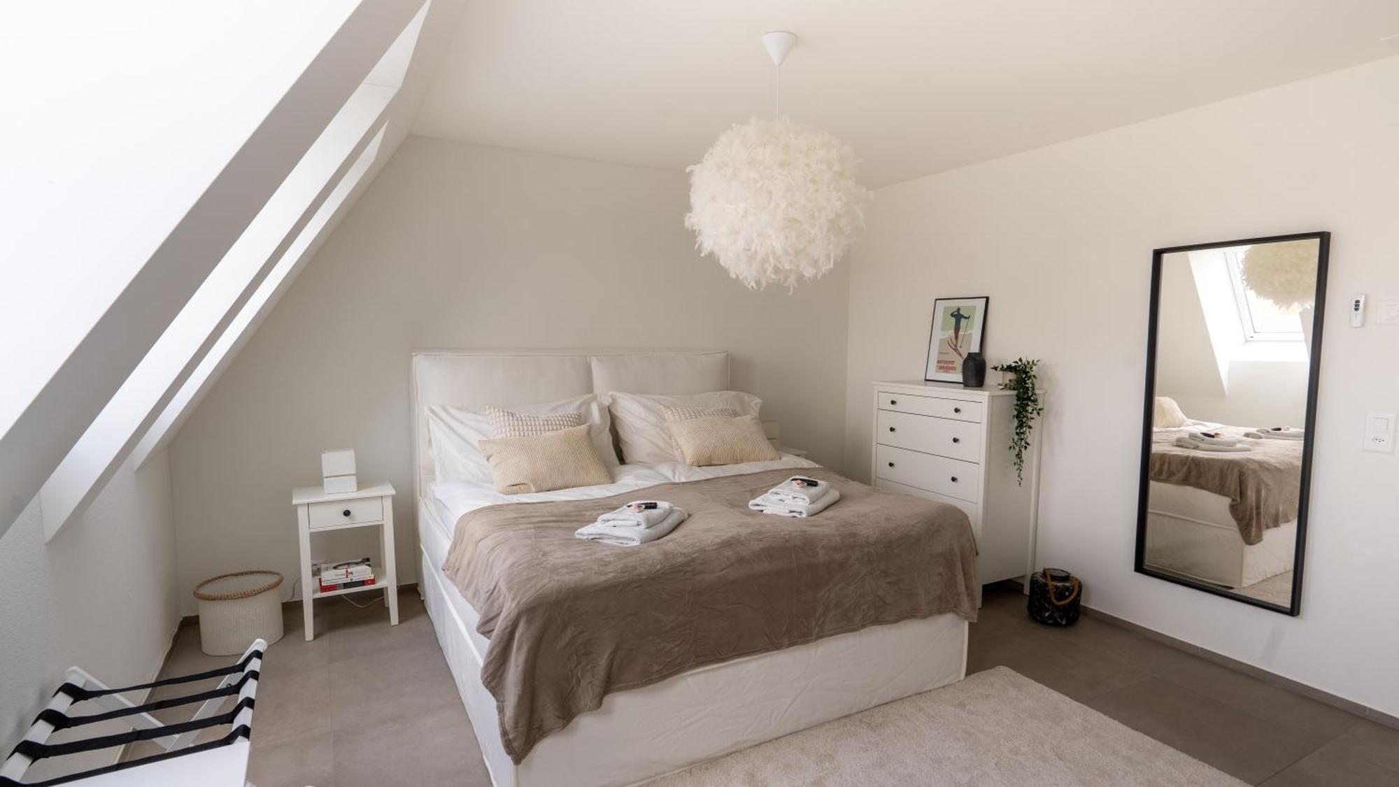 Apartment Modern Next To Hb With Roof Terrace