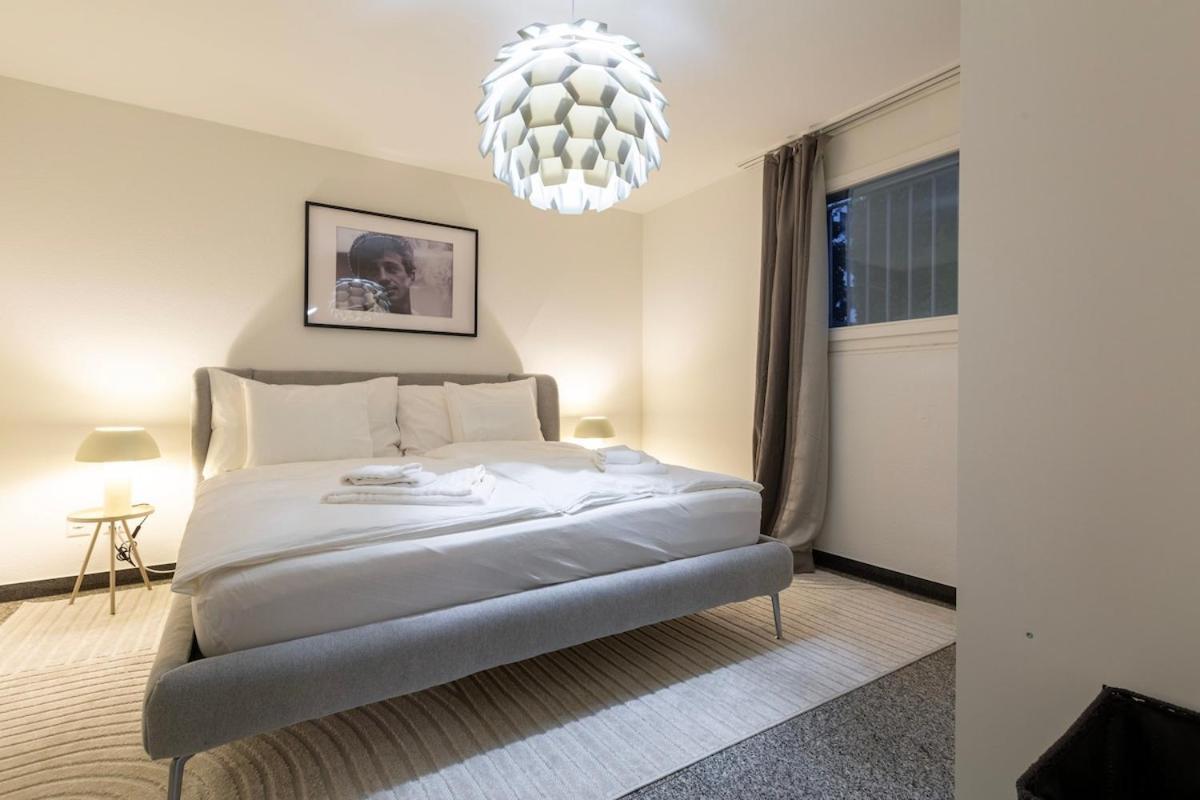 Apartment Level - Free Parking