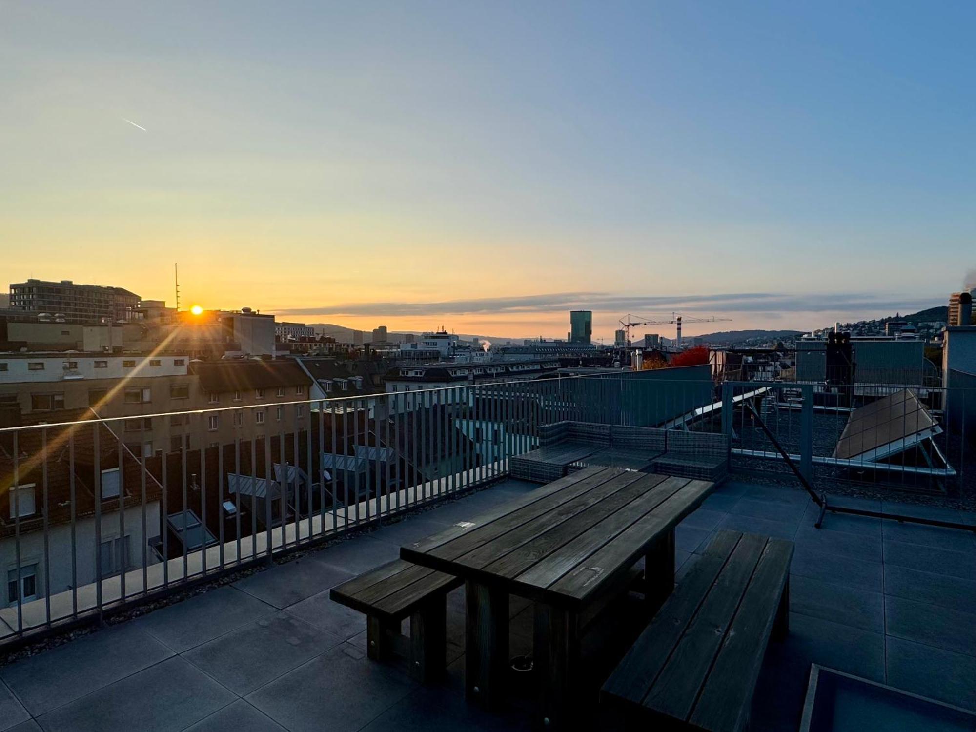 Apartment Modern Next To Hb With Roof Terrace Zurich