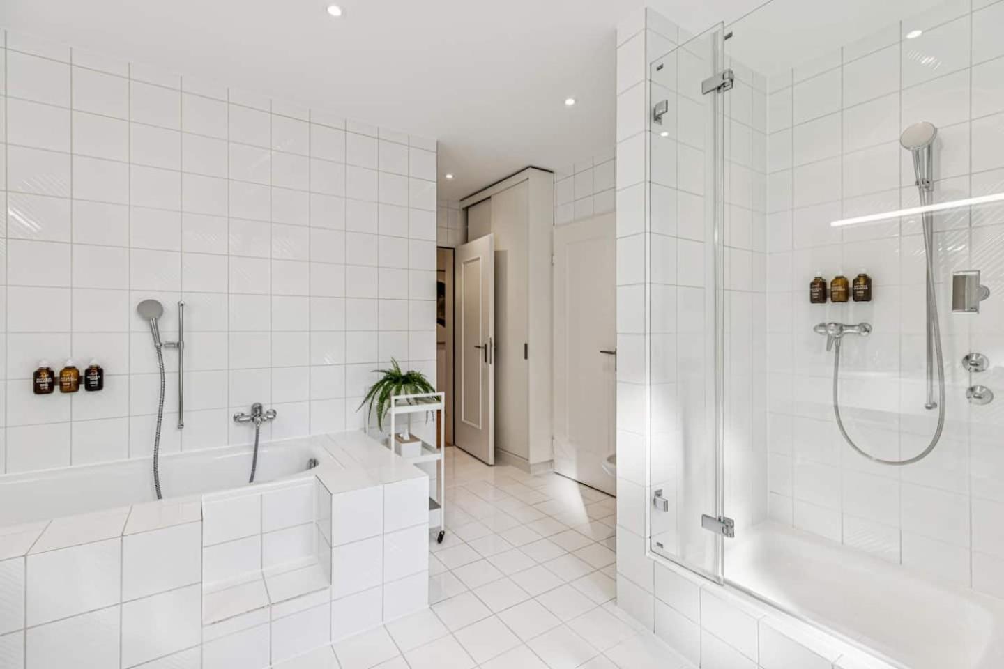 Apartment Old Town Gem By Grossmuenster Free Parking Zurich