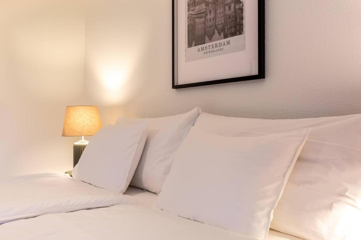 Apartment Level - Free Parking