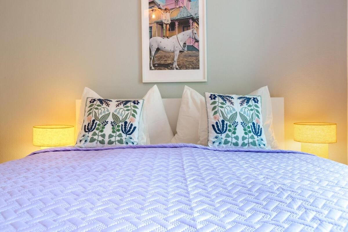 Apartment Family 3 Bedroom *