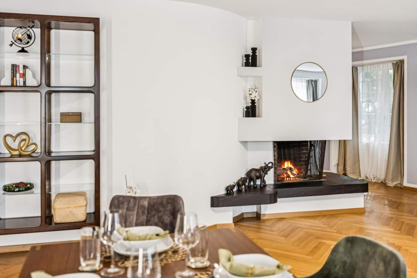 Old Town Gem By Grossmuenster Ac Free Parking Apartment *