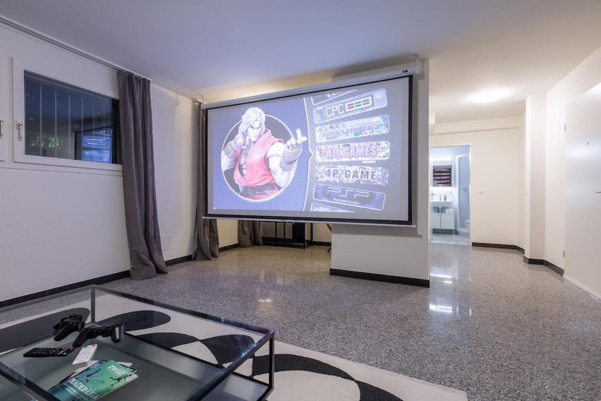 Apartment Level - Free Parking *