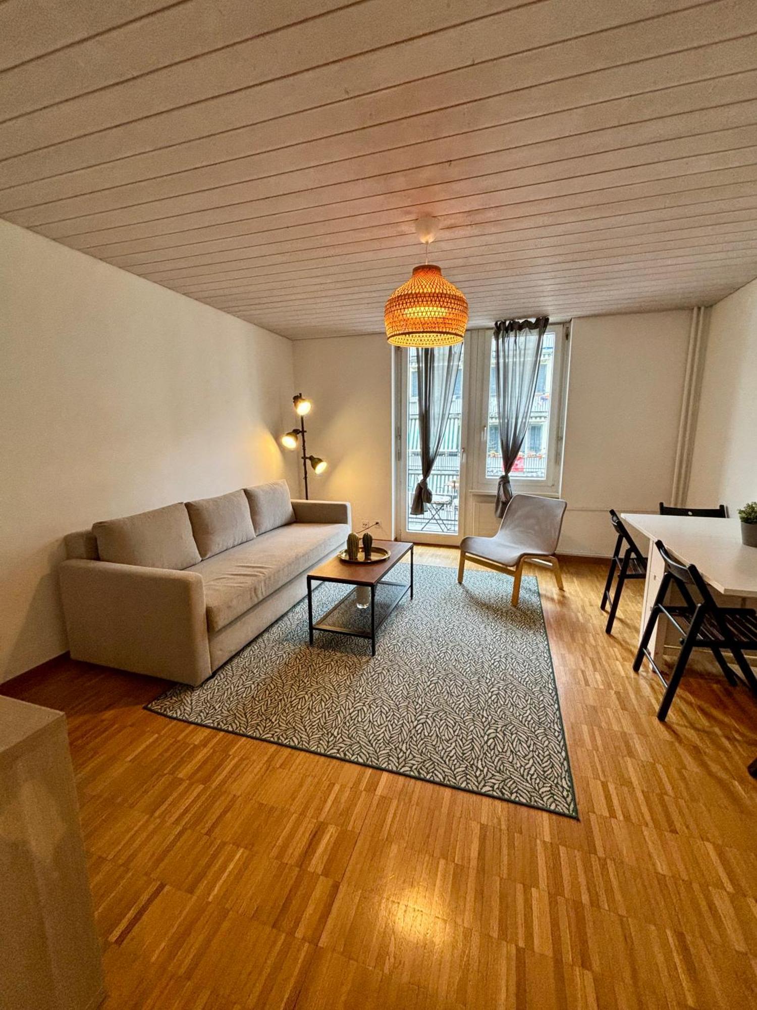 Style One Bedroom Yours Apartment Zurich