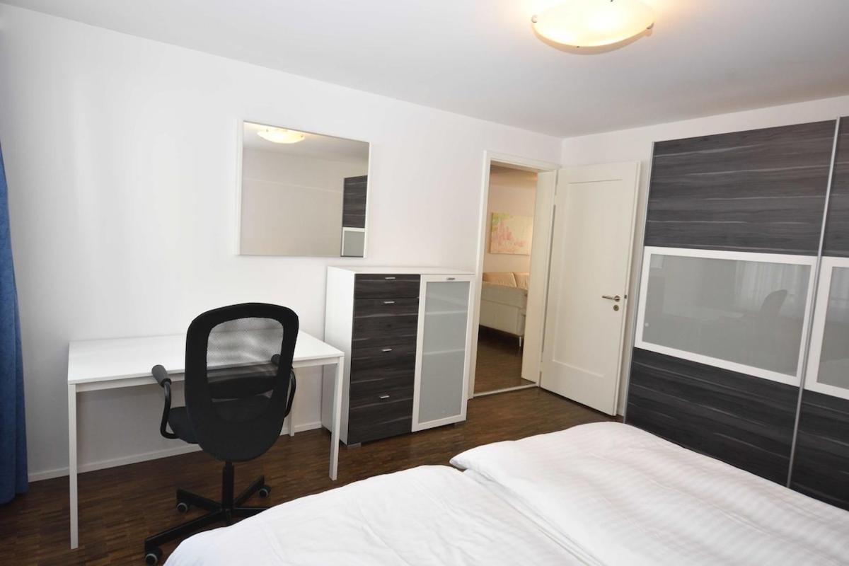 Apartment Very And Modern 2br Near - Flower 13