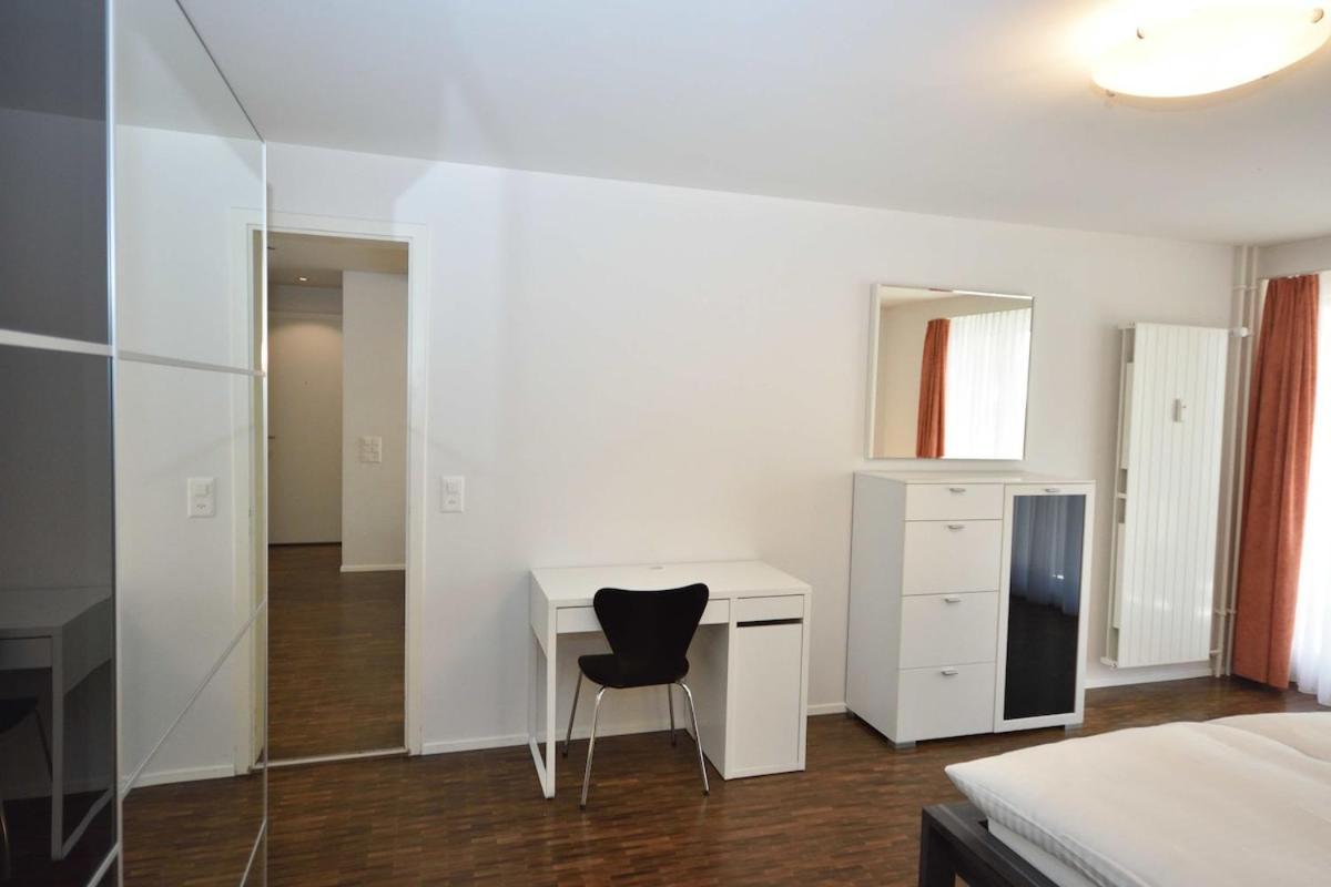 Apartment Very And Modern 2br Near - Flower 13 *