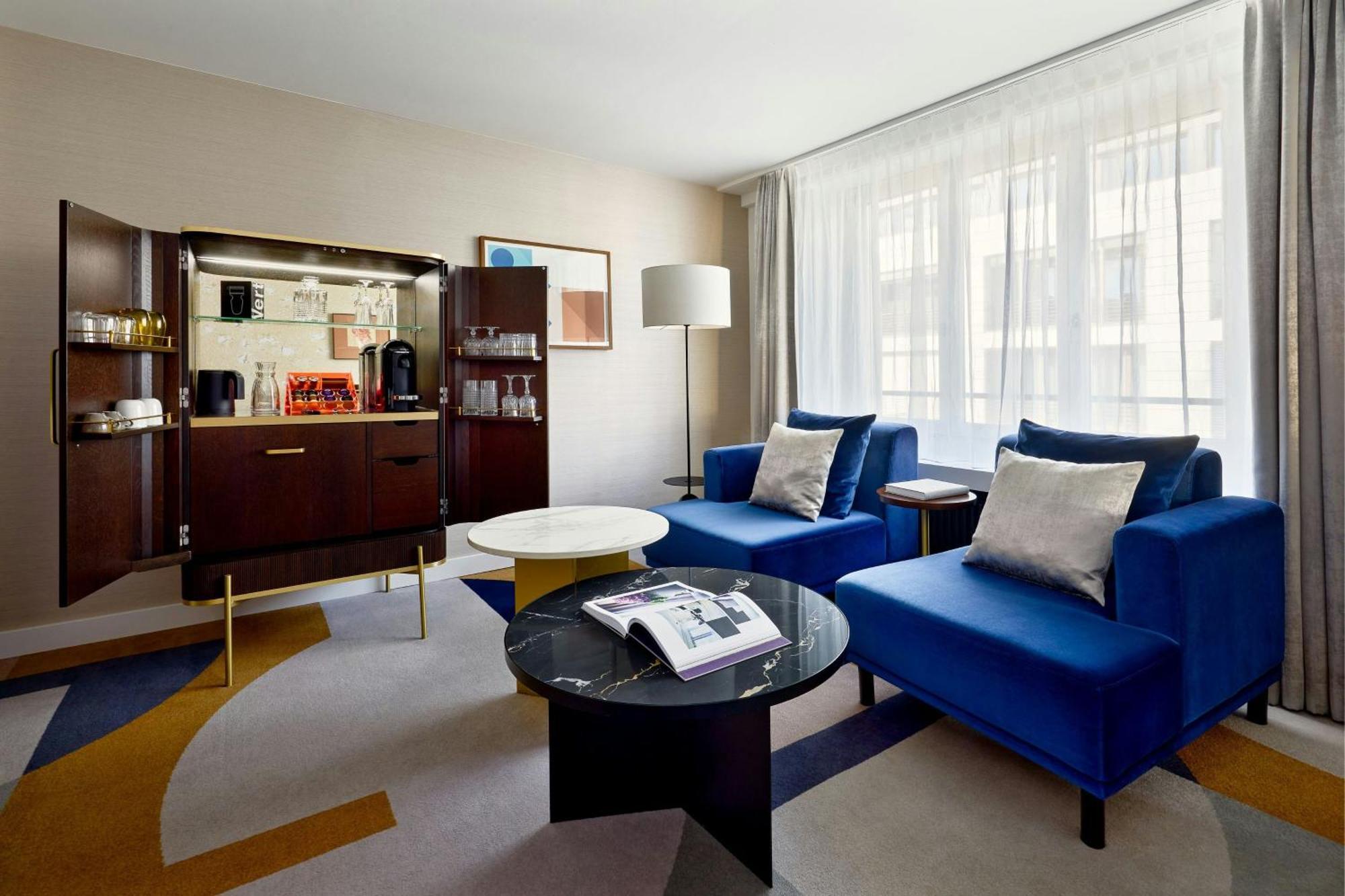 Neues Schloss Privat Zurich, Autograph Collection Hotel 5*