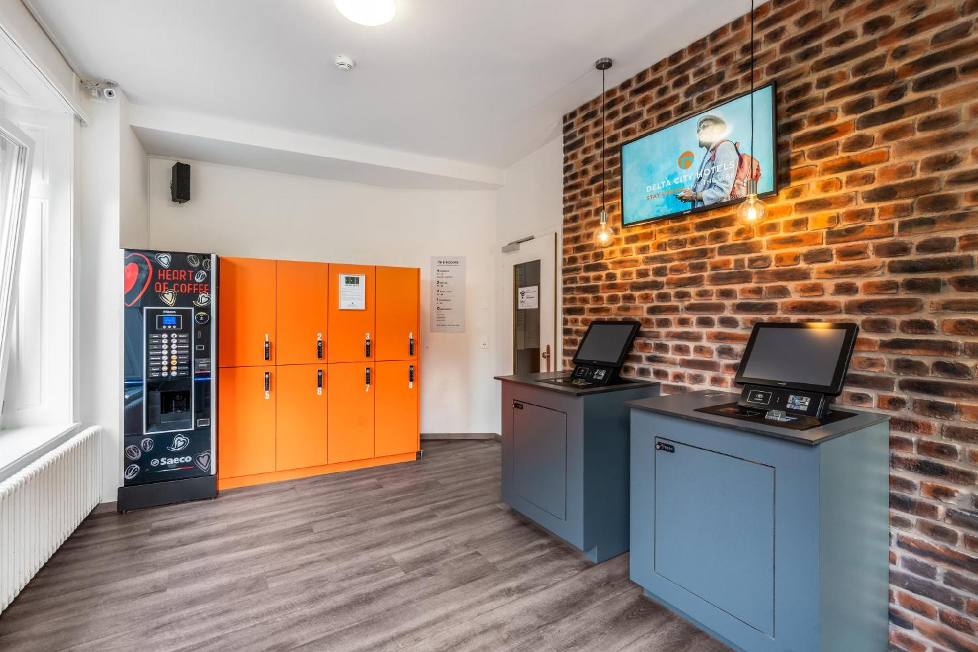 Hotel Delta - Self Check-in