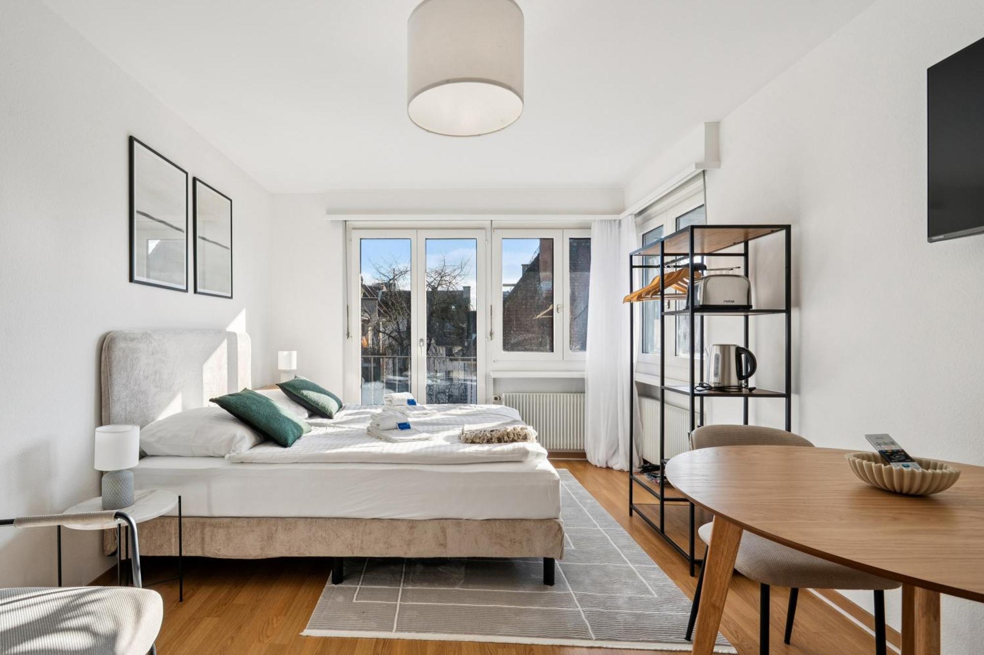 Modern Near Main Station - Crown 16 Apartment