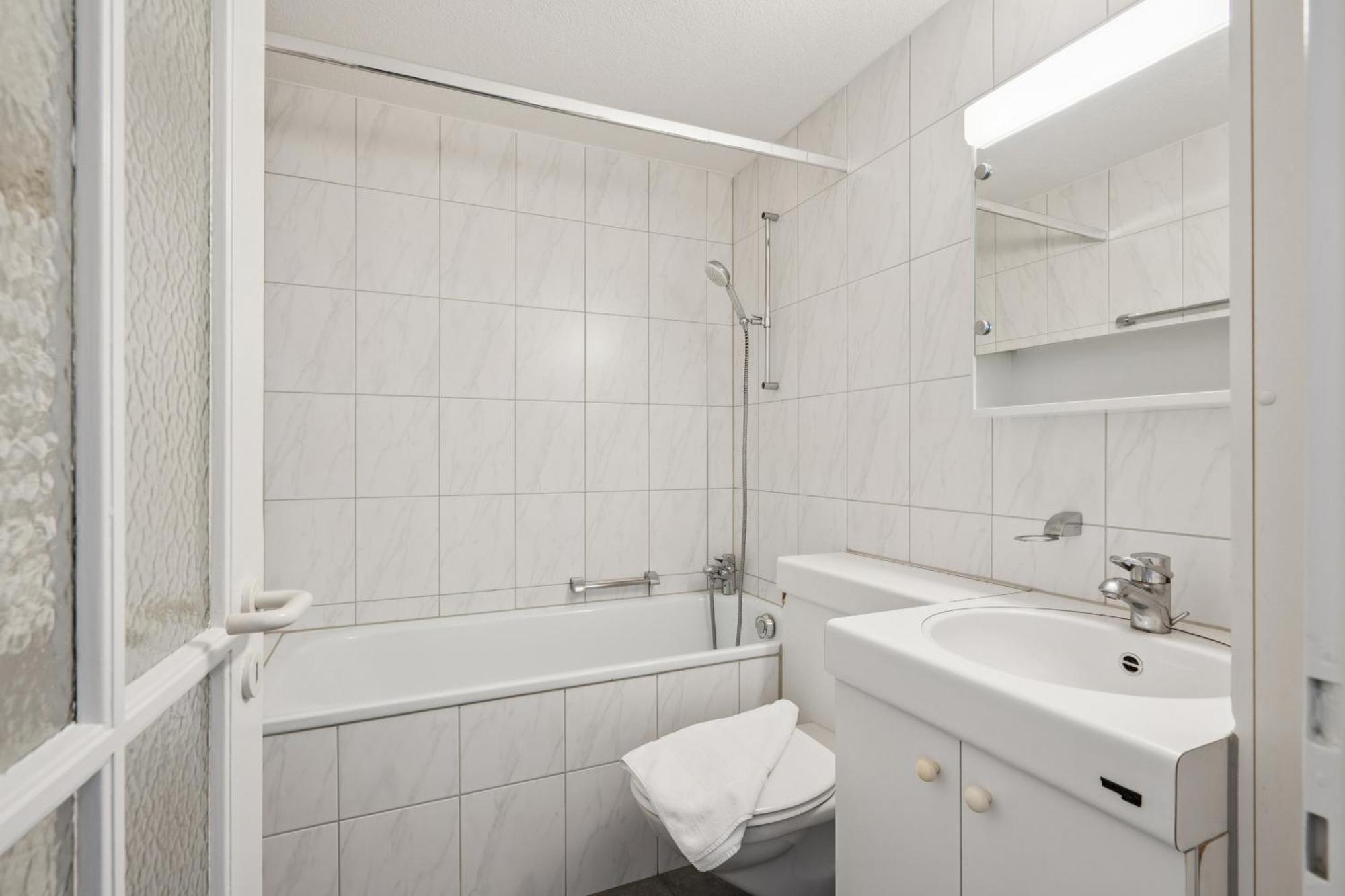 Cute In The Center - Crown 42 Apartment Zurich