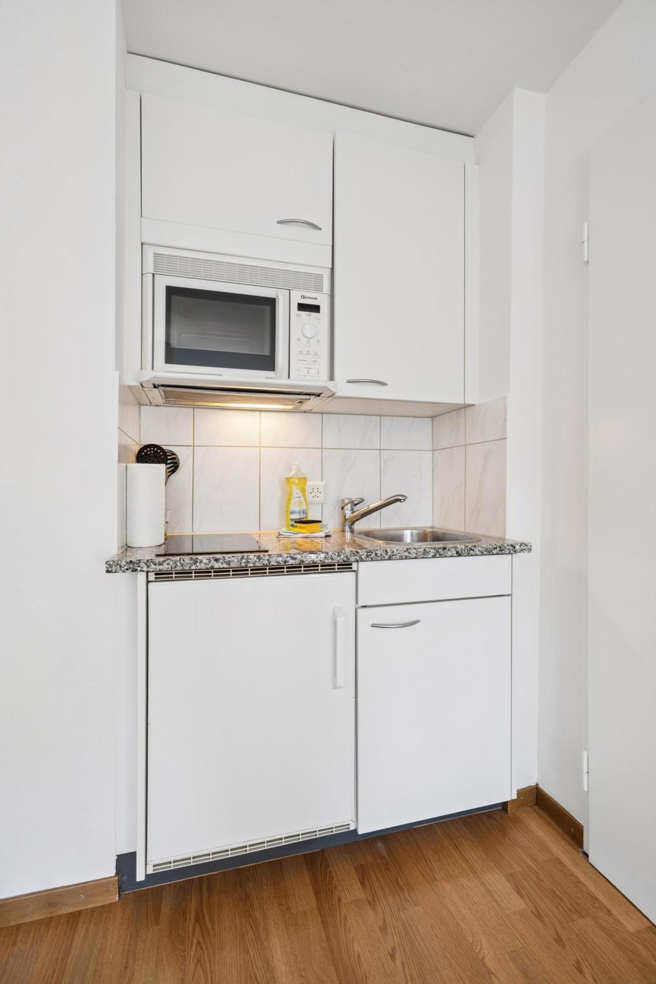 City-studio - Sweet And Modest - Crown 14 Apartment *