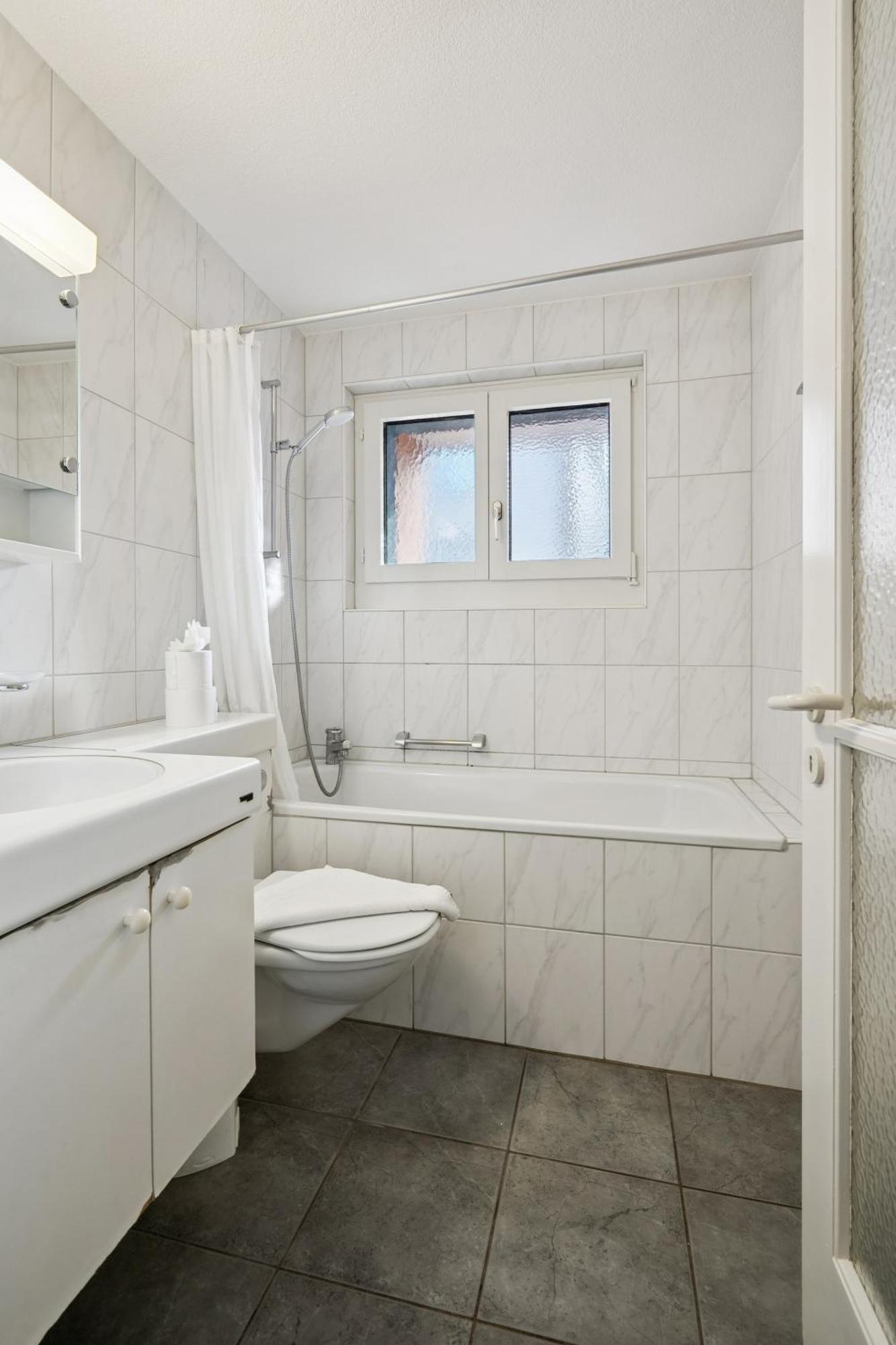 City-studio - Sweet And Modest - Crown 14 Apartment Zurich