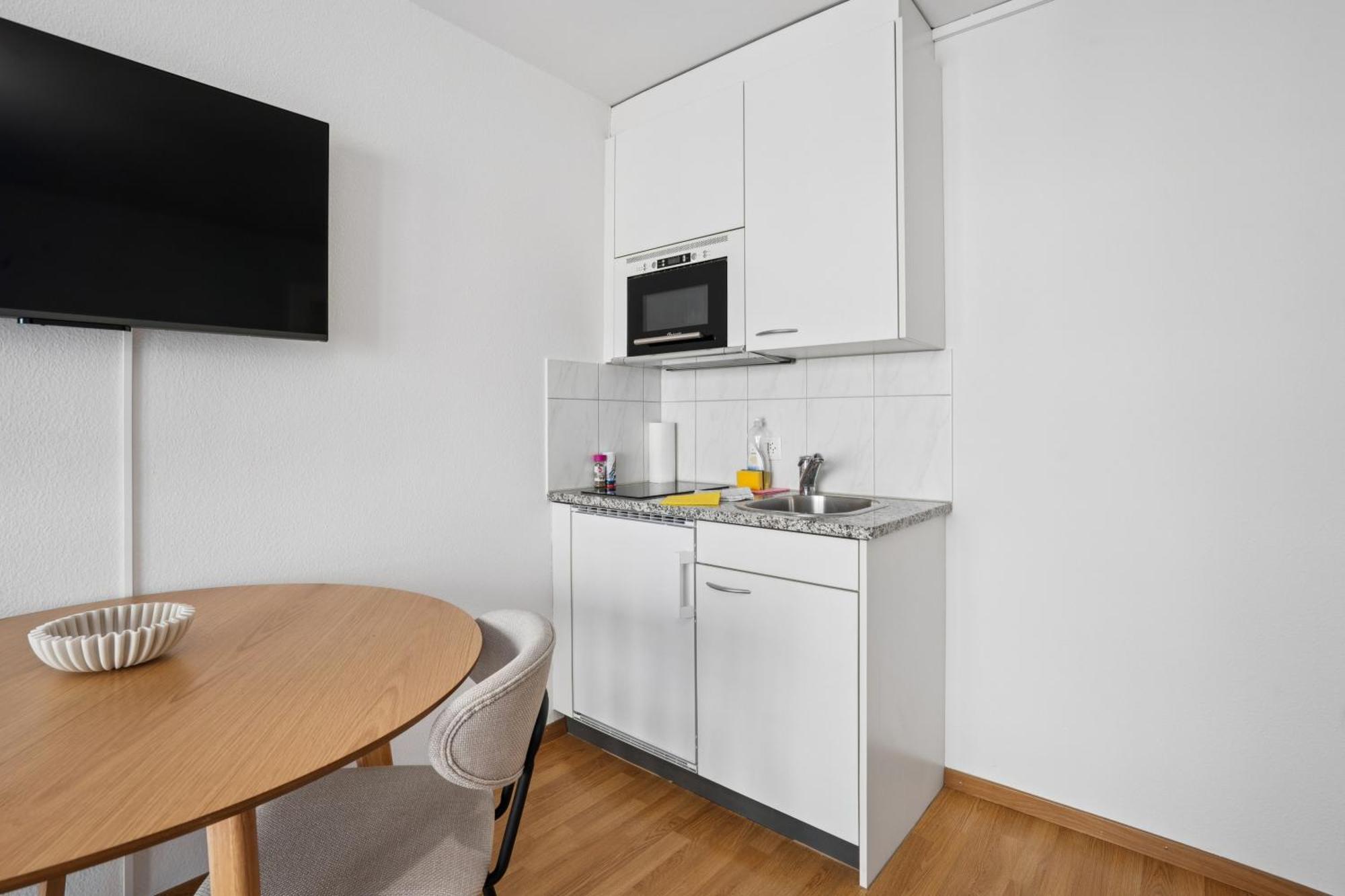 Apartment Executive - Crown 12 *