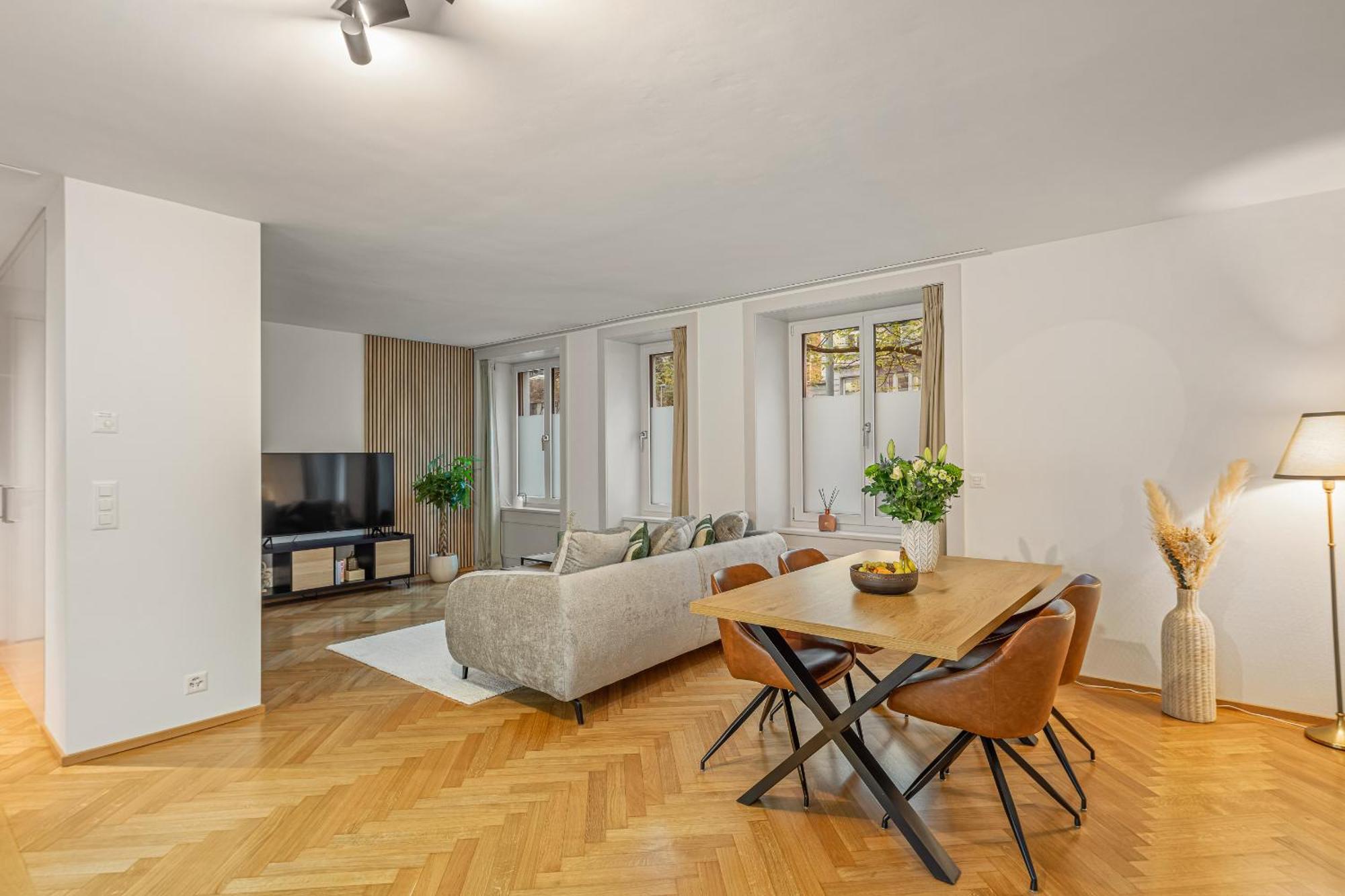 Apartment Im Stadtzentrum Gelegenes Mit Kingsize Bed Zurich