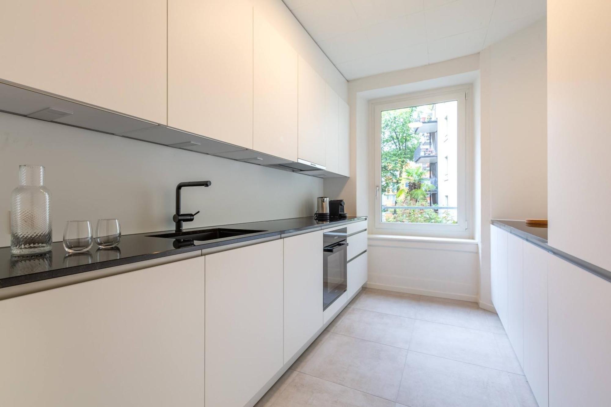 Family 3 Bedroom Apartment *